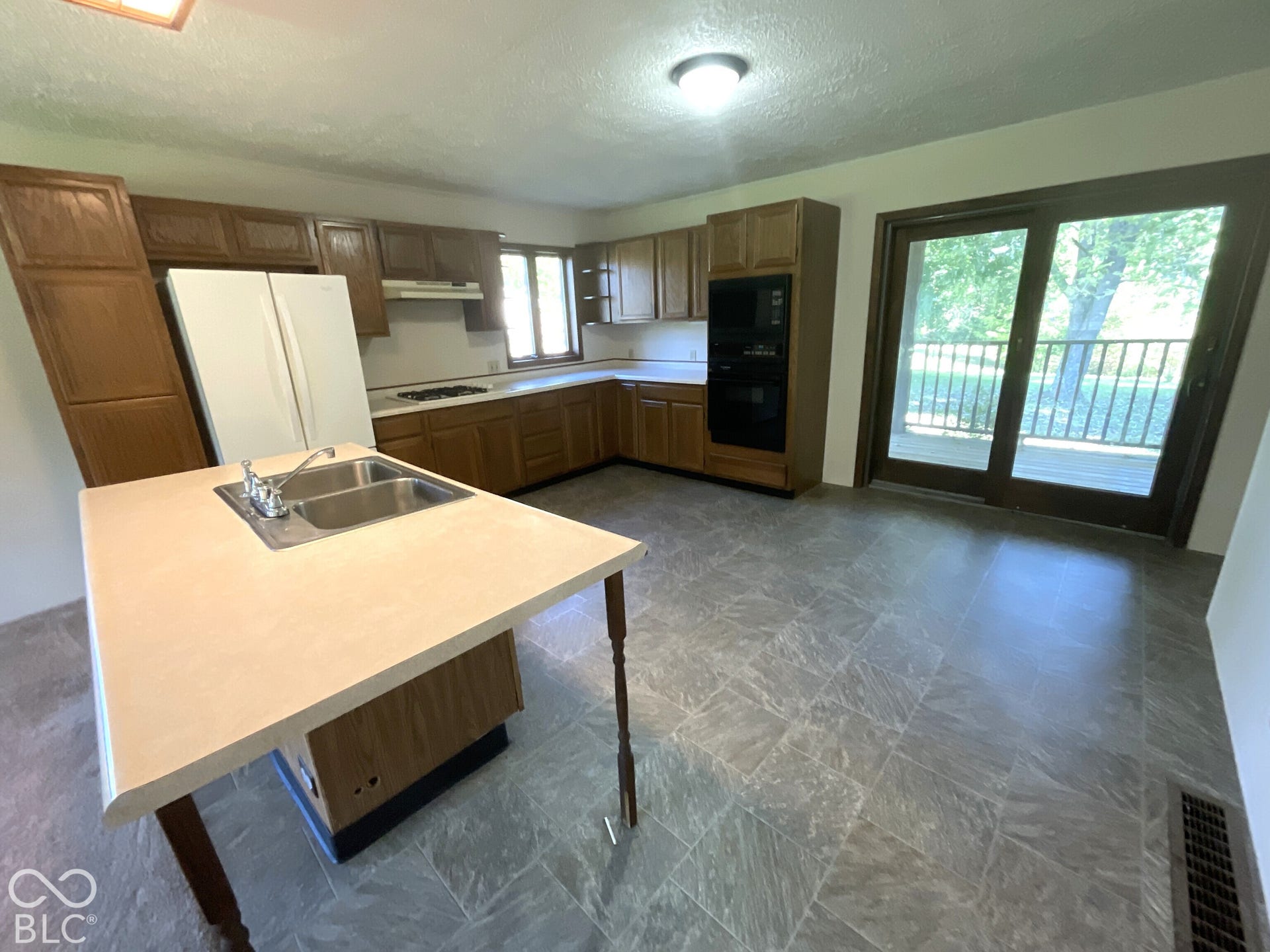 3333 Patricksburg Road, Spencer, IN 47460 Kitchen