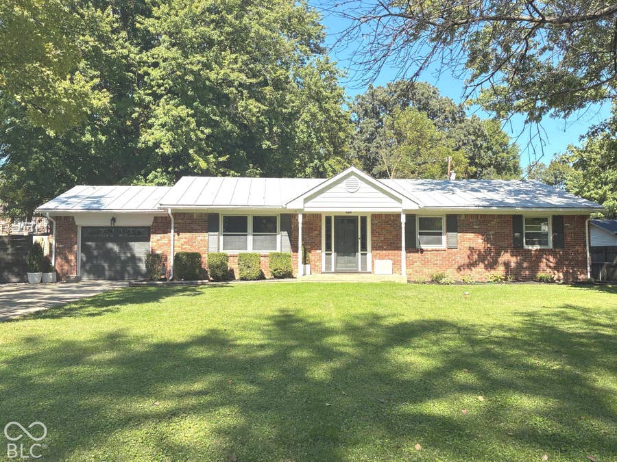 Property photo for 1404 Orchard Park Drive N, Carmel, IN