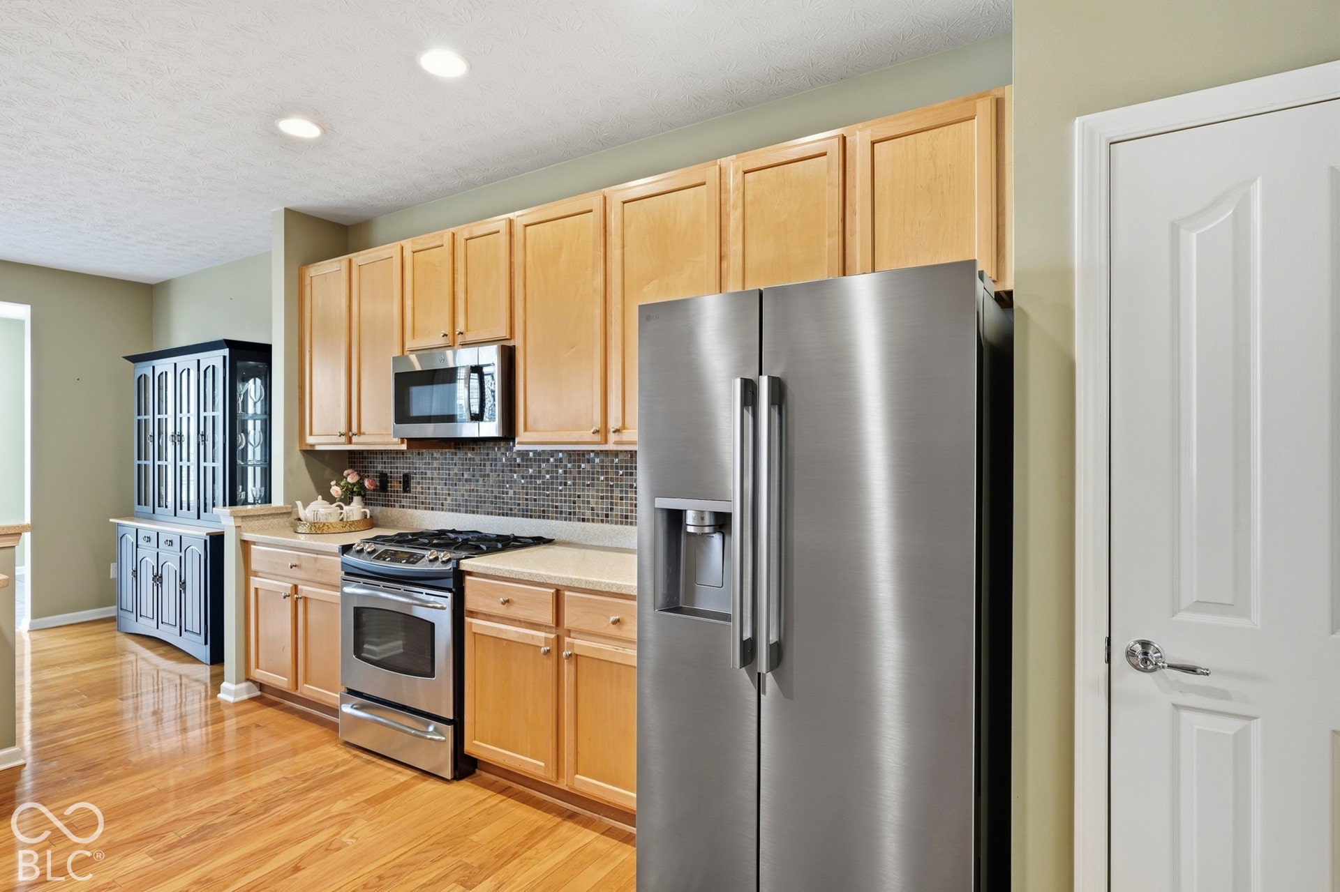 The kitchen has a good size pantry.