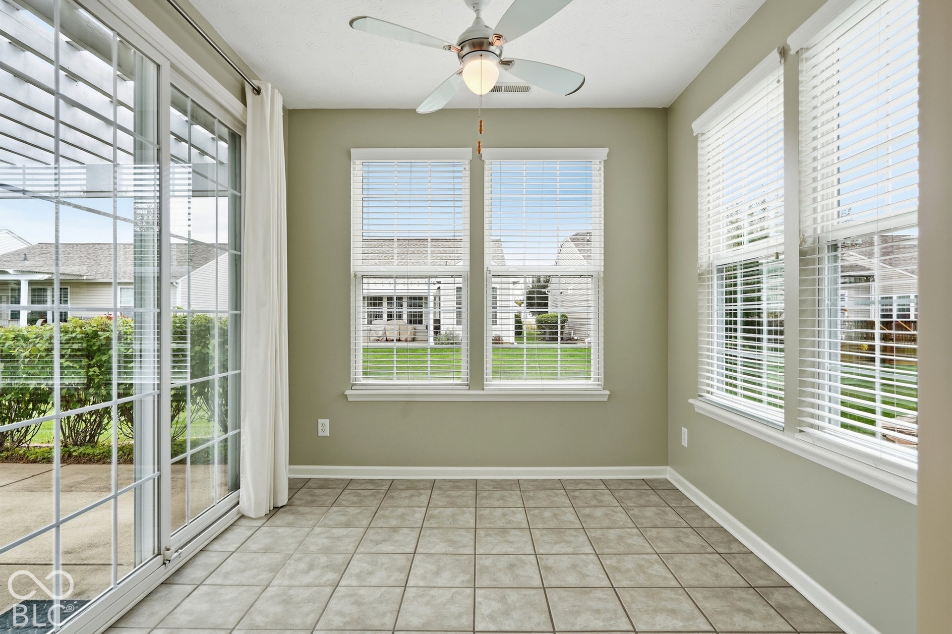 The wonderful relaxing sunroom.