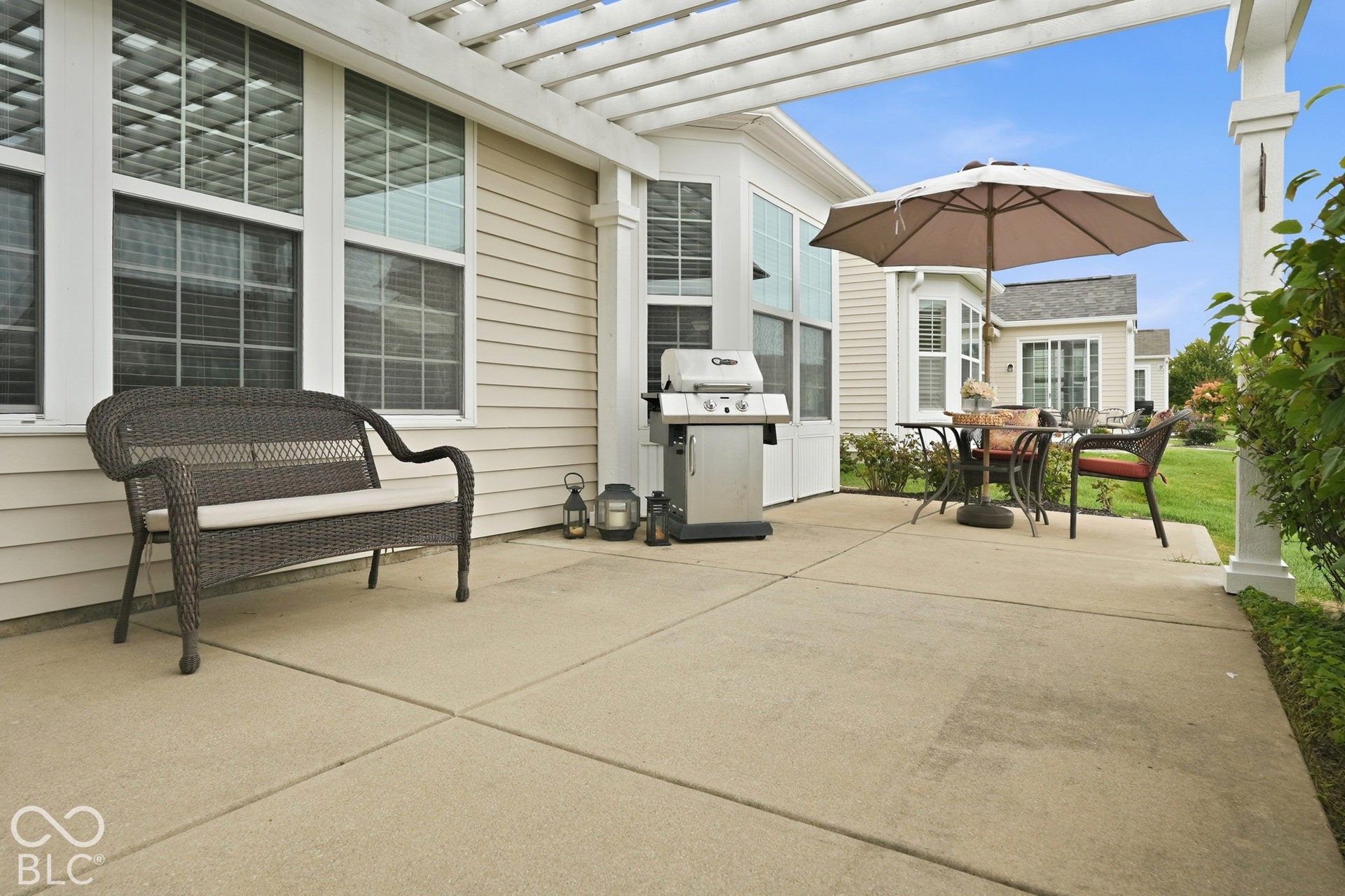 Plenty of space for all your backyard entertaining.