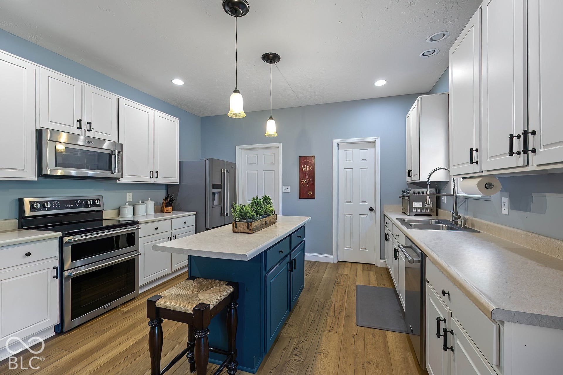 11896 Bengals Drive, Fishers, IN 46037