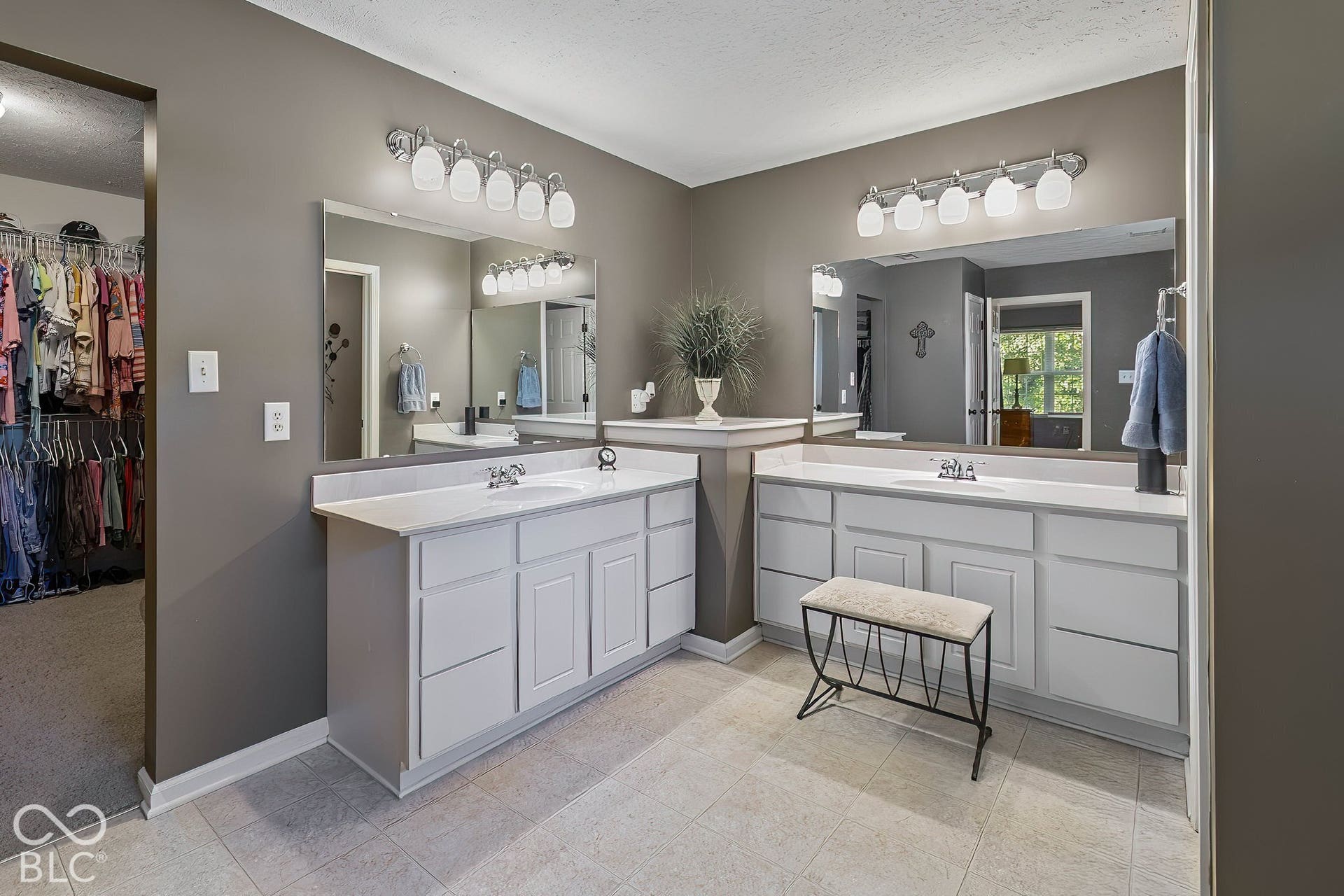11896 Bengals Drive, Fishers, IN 46037