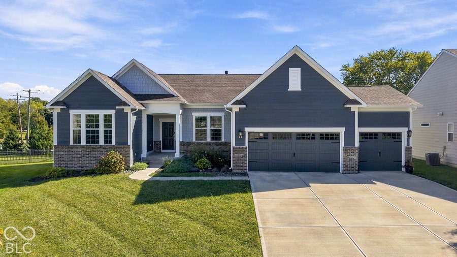Property photo for 9694 Summer Hollow Drive, Fishers, IN