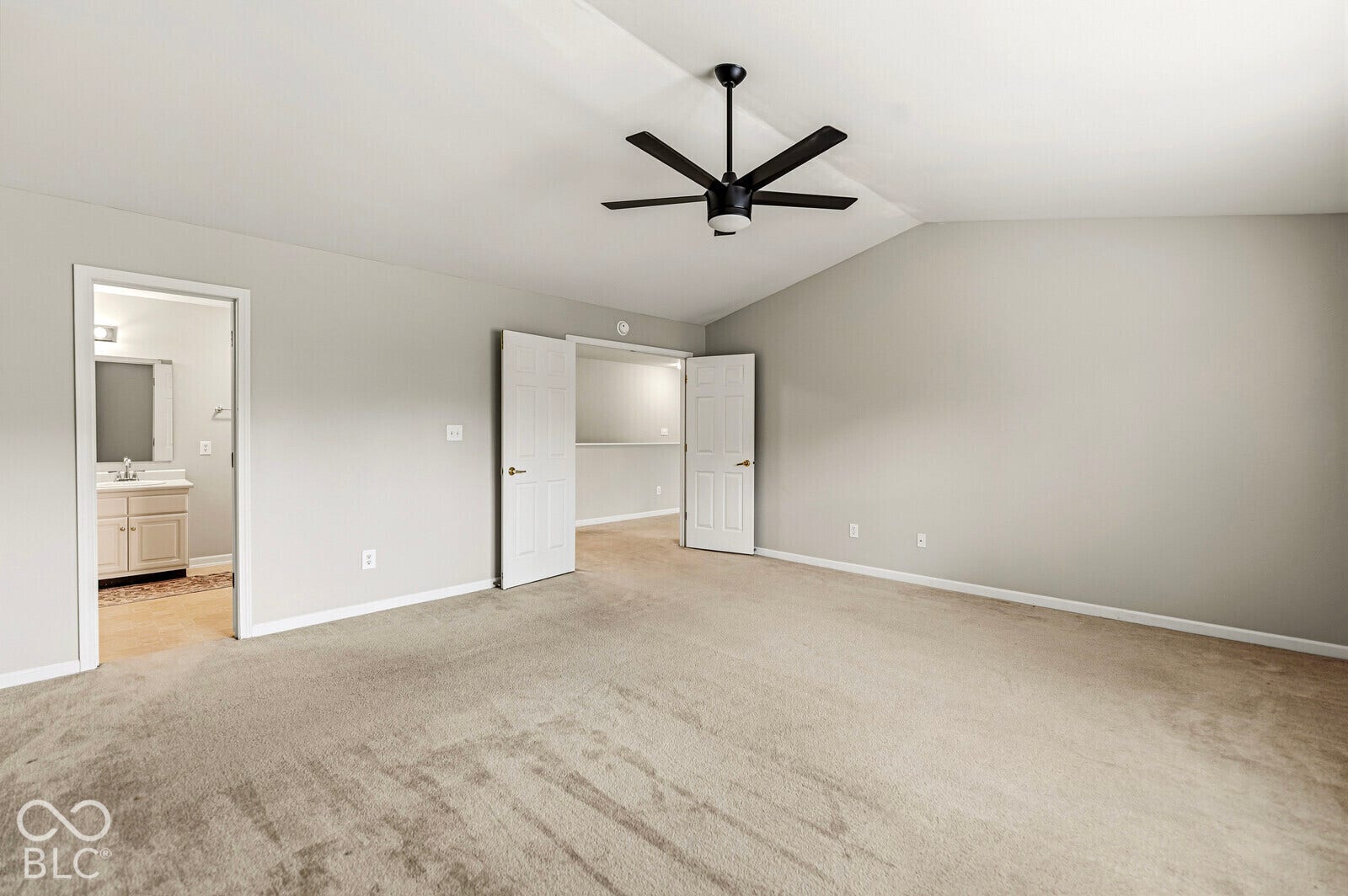 11513 Senie Lane, Carmel, IN 46032