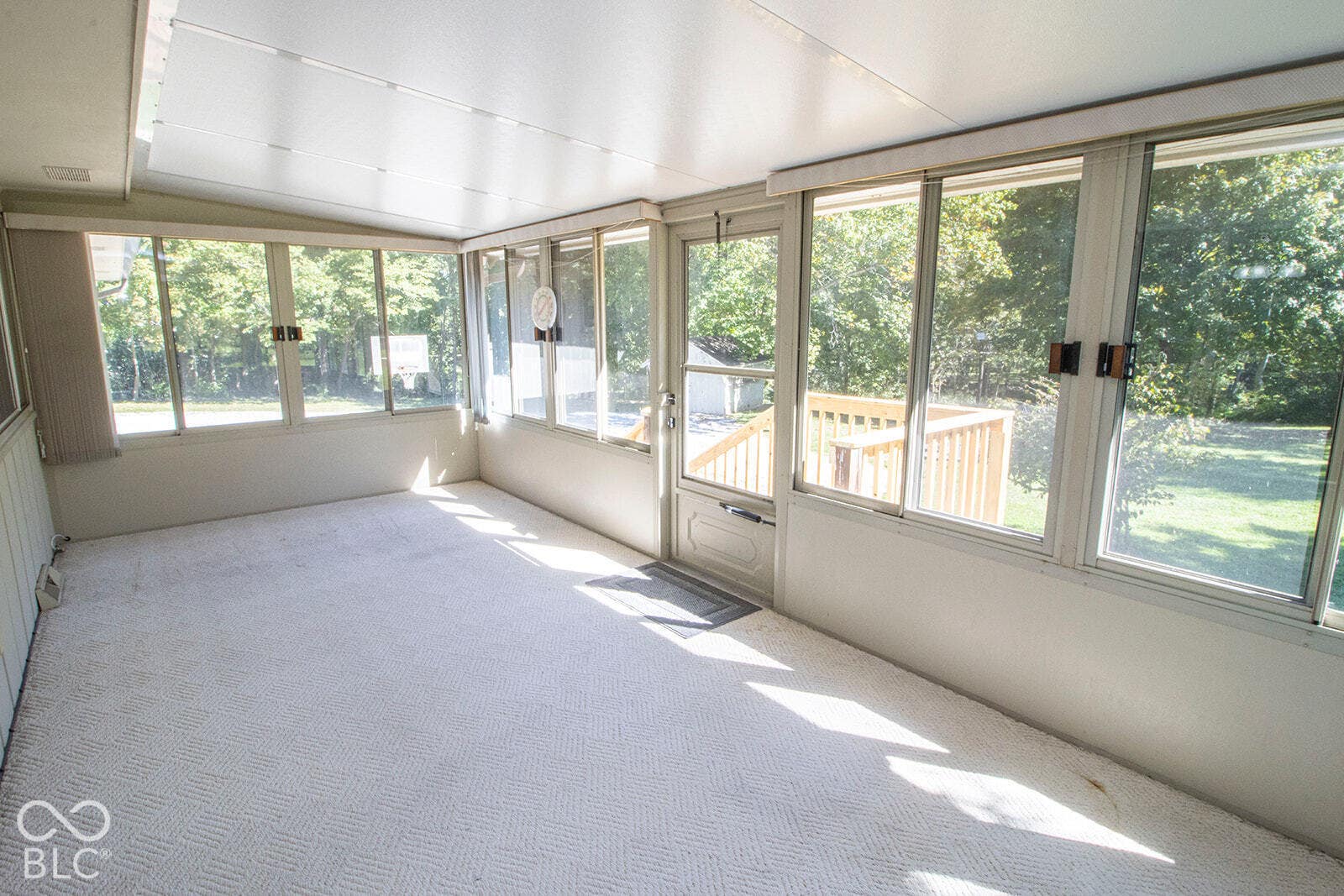 9015 E 256th, Arcadia, IN 46030 Sun Room