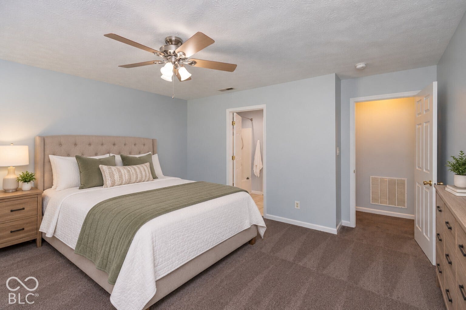 alternate view of primary bedroom VS