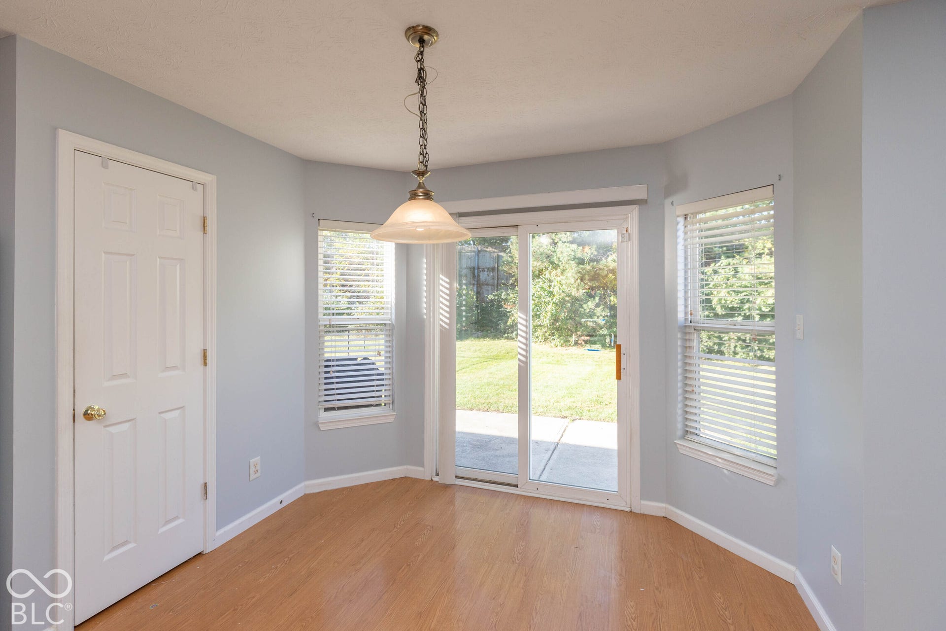 breakfast nook