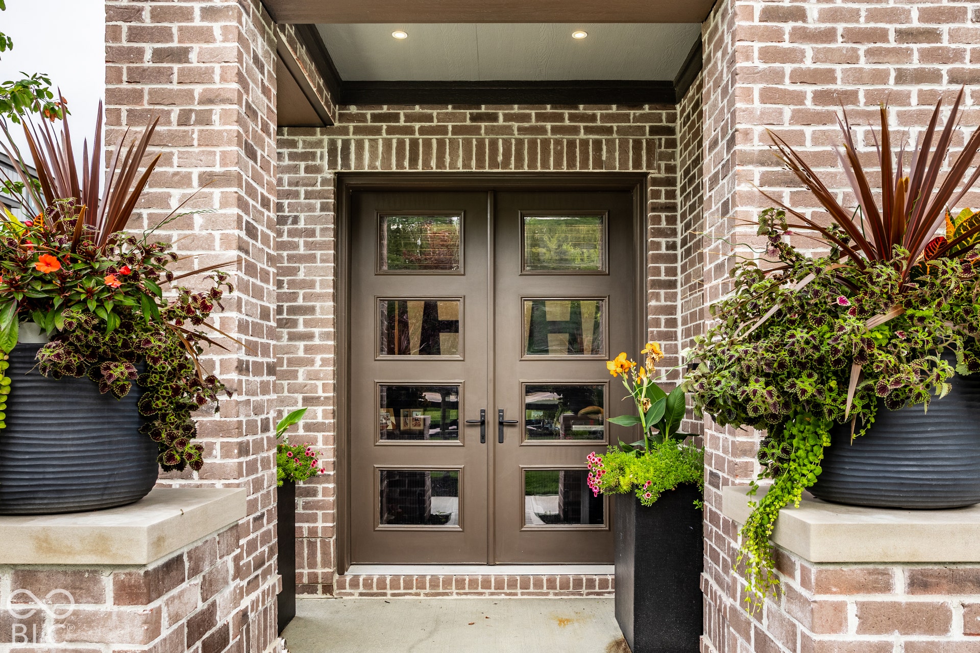 11880 Spring Mill Road, Carmel, IN 46032