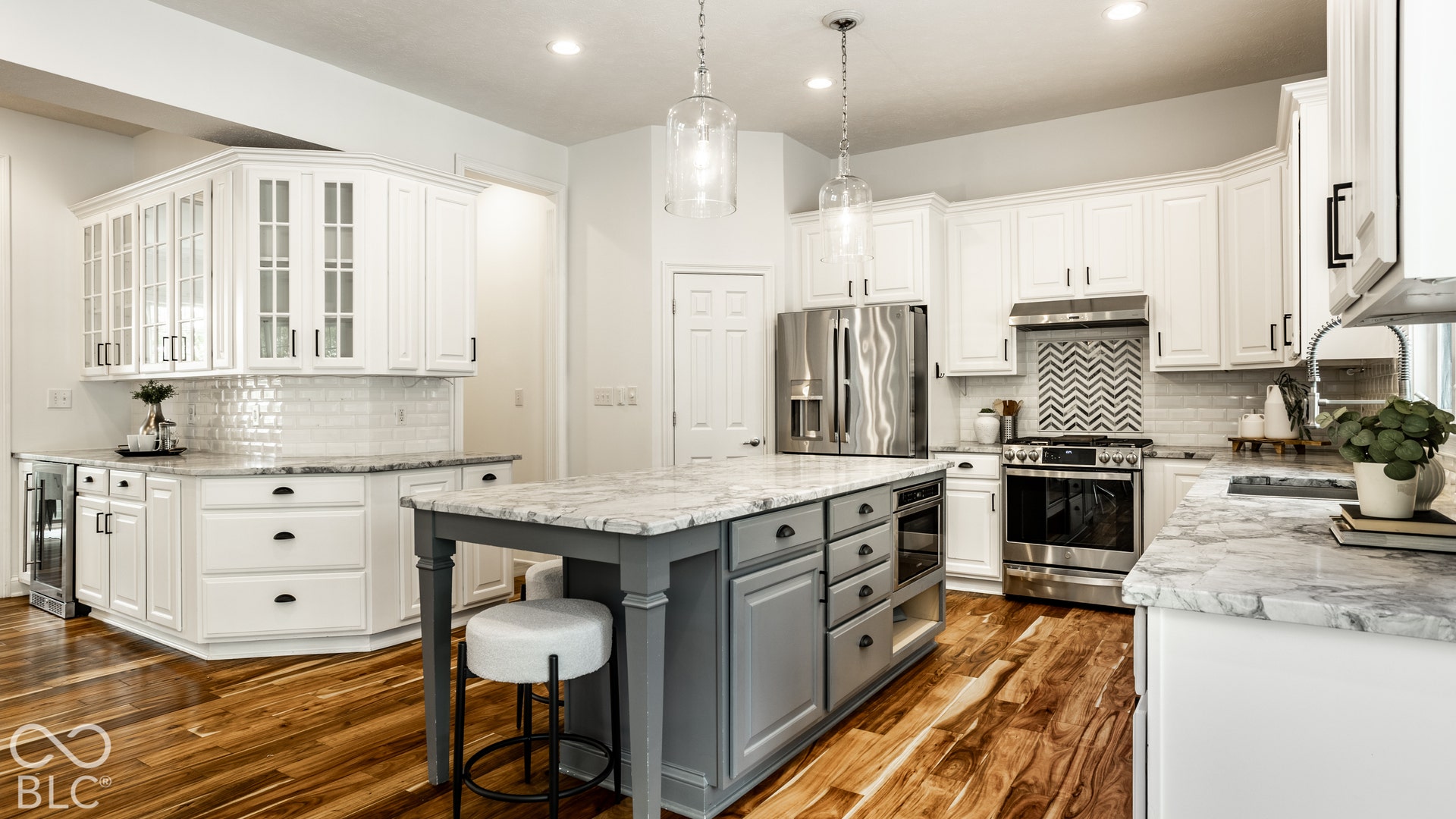 9252 Timberline Drive, Indianapolis, IN 46256