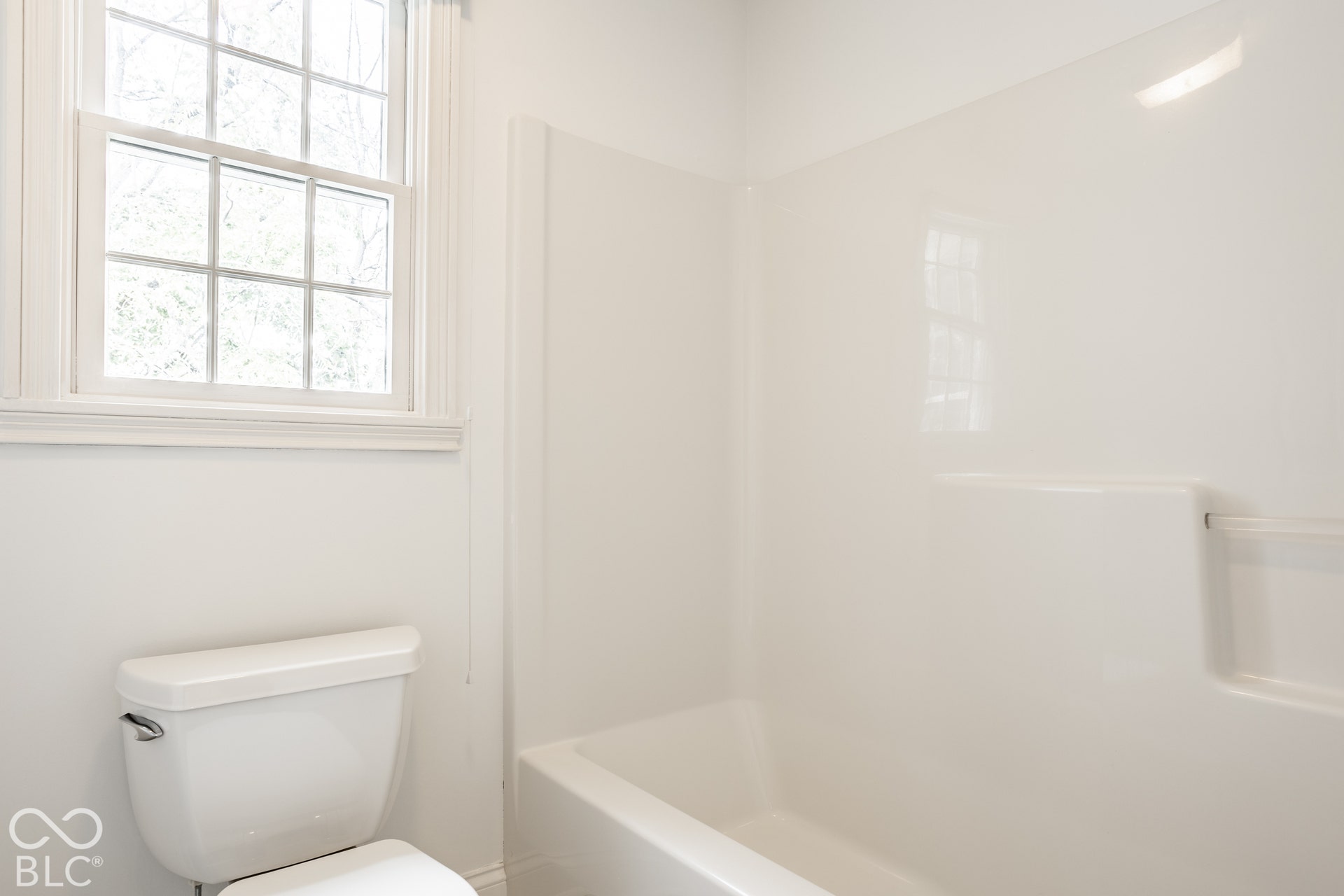 9252 Timberline Drive, Indianapolis, IN 46256
