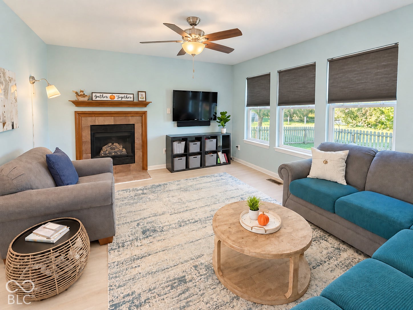 Spacious Family Room with/ Fireplace