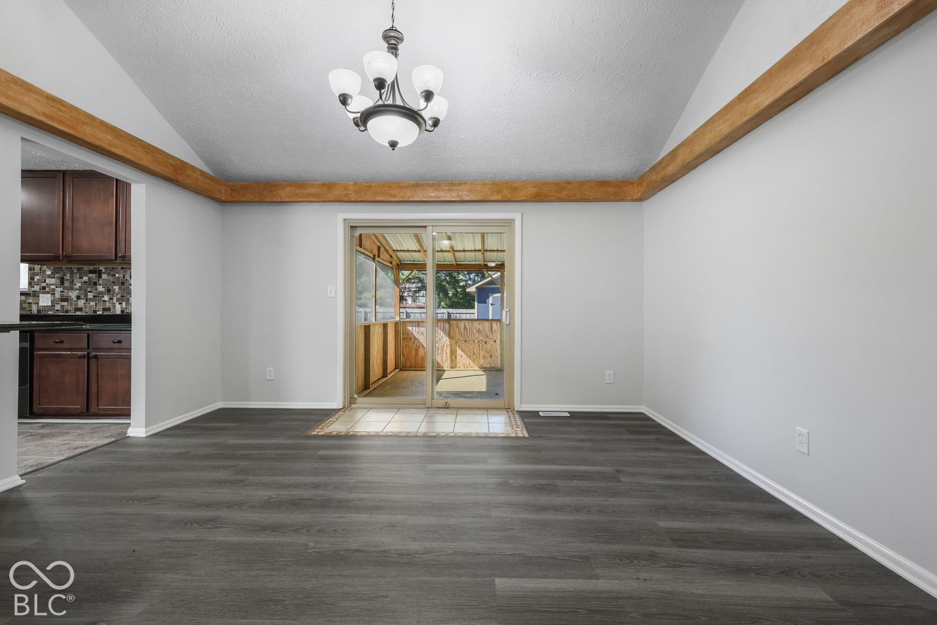 6724 S Lawndale Avenue, Indianapolis, IN 46221