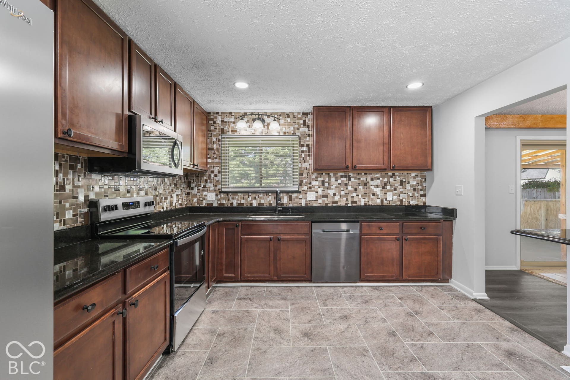 6724 S Lawndale Avenue, Indianapolis, IN 46221