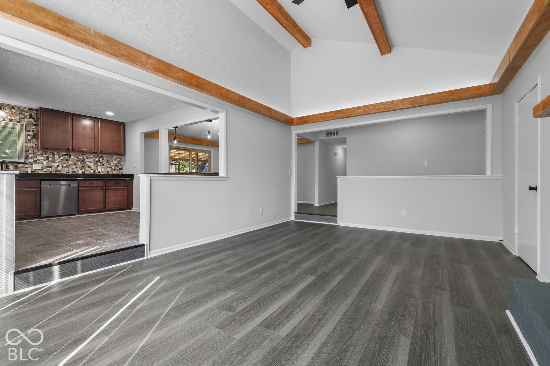 6724 S Lawndale Avenue, Indianapolis, IN 46221