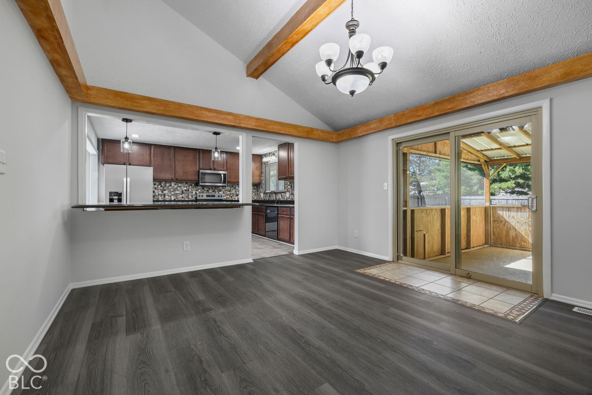 6724 S Lawndale Avenue, Indianapolis, IN 46221