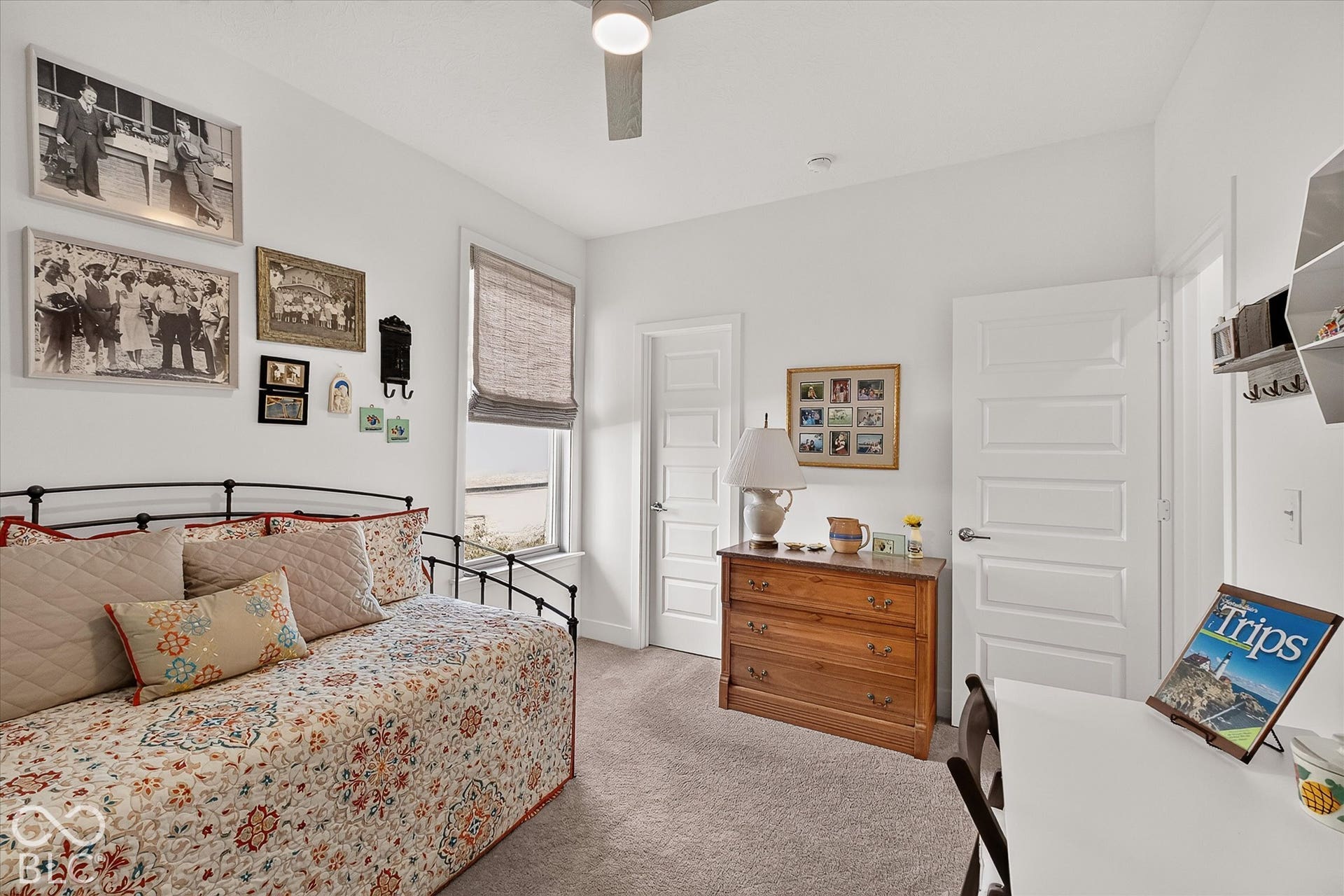 1405 Lake Haven Lane, Westfield, IN 46074 Recessed lighting, ceiling fan, and window with privacy shade