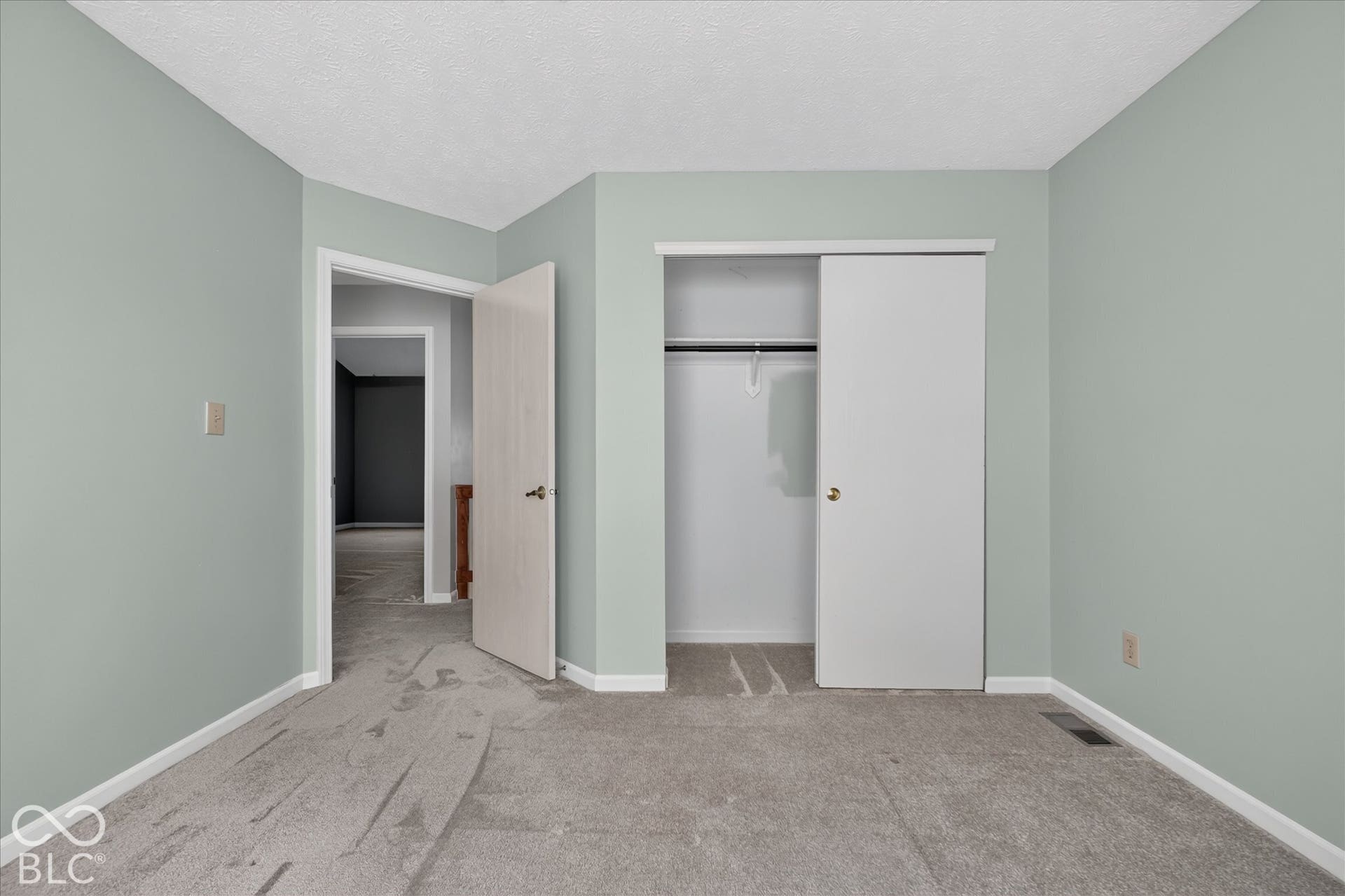 9433 Wimbledon Court, Indianapolis, IN 46250 9433 Wimbledon Court, Indianapolis, IN 46250