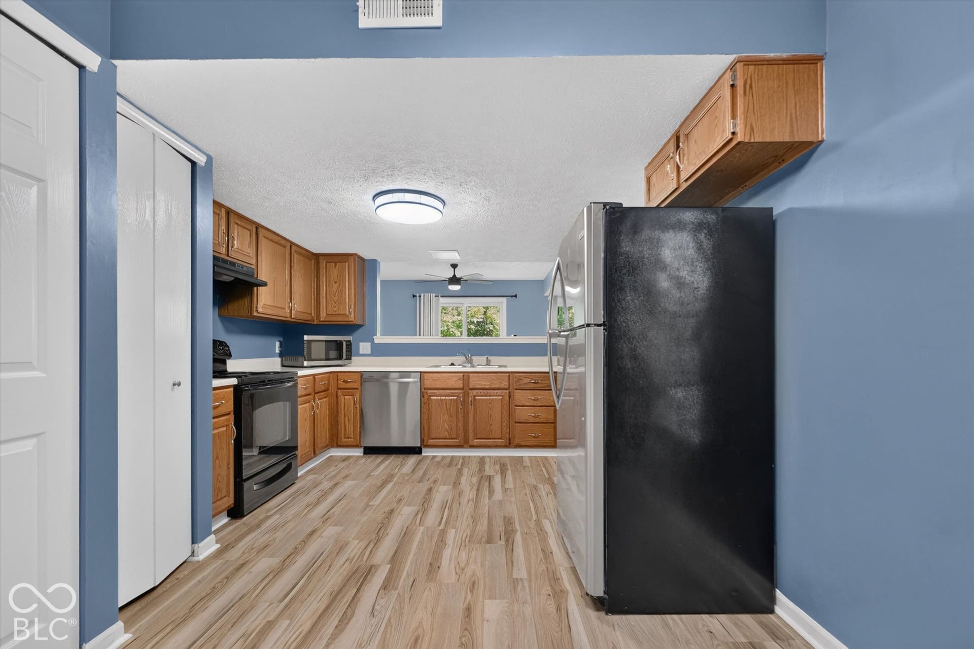 9433 Wimbledon Court, Indianapolis, IN 46250 9433 Wimbledon Court, Indianapolis, IN 46250