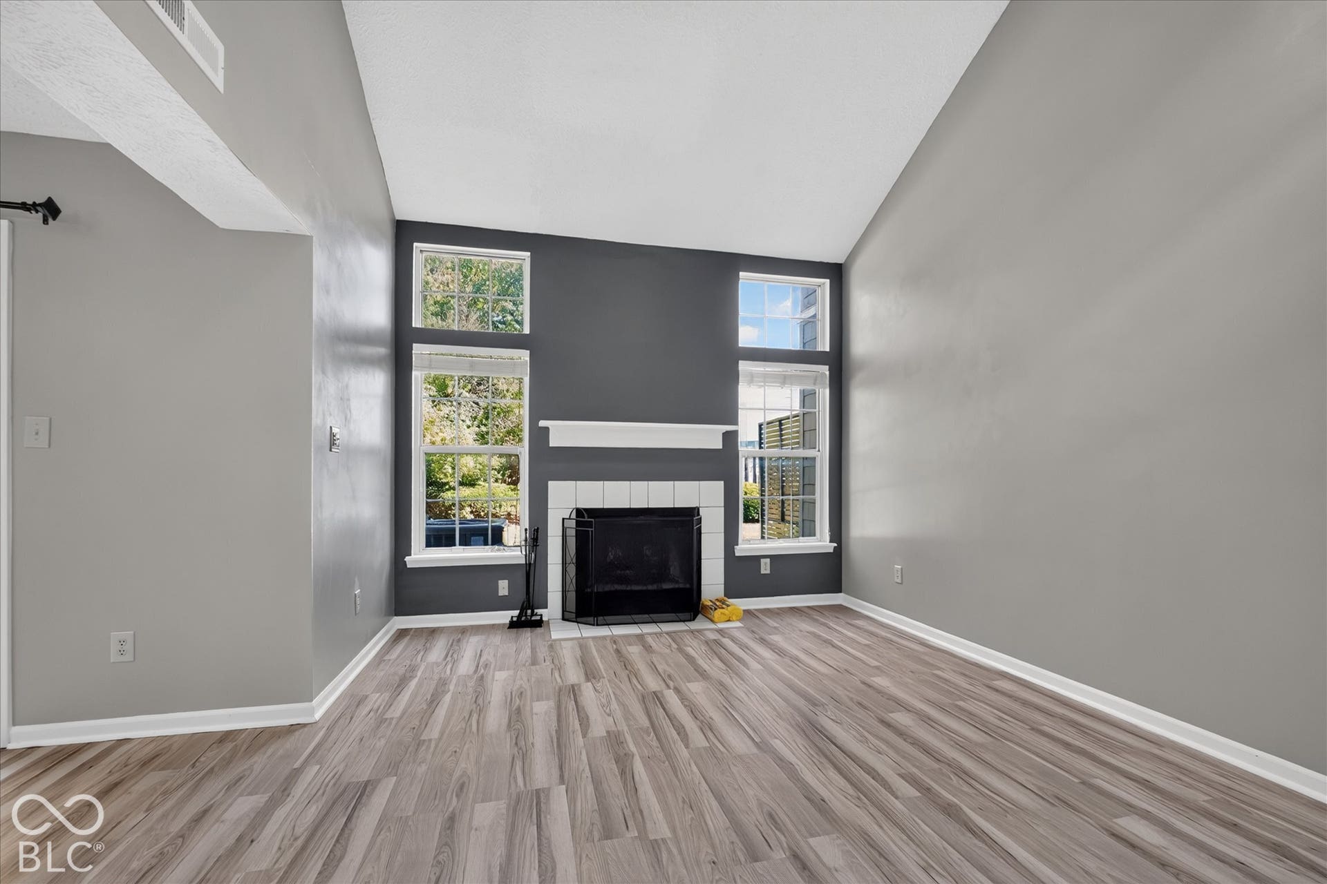 9433 Wimbledon Court, Indianapolis, IN 46250 9433 Wimbledon Court, Indianapolis, IN 46250