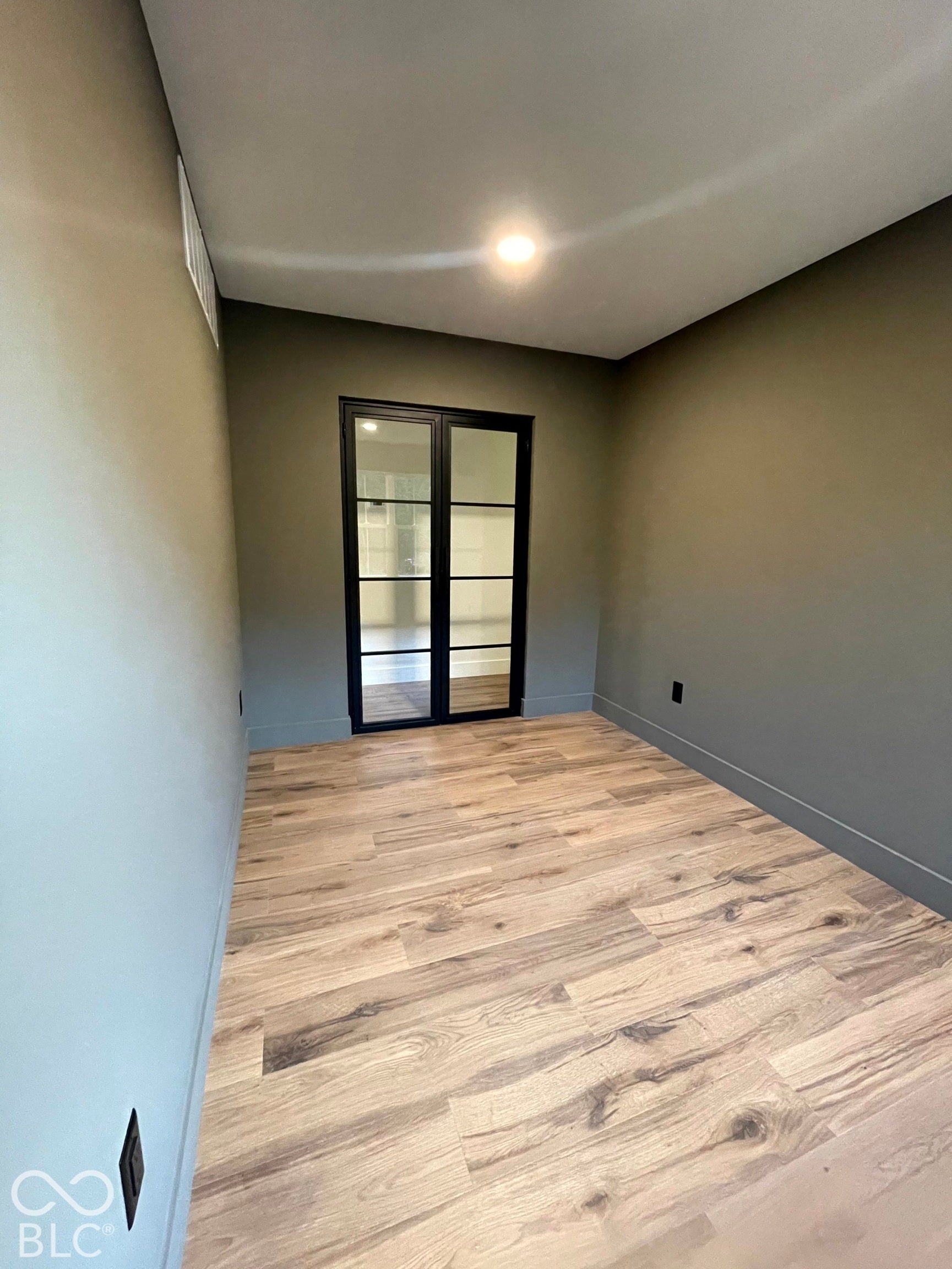5941 S Poplar Grove Road, Columbus, IN 47201