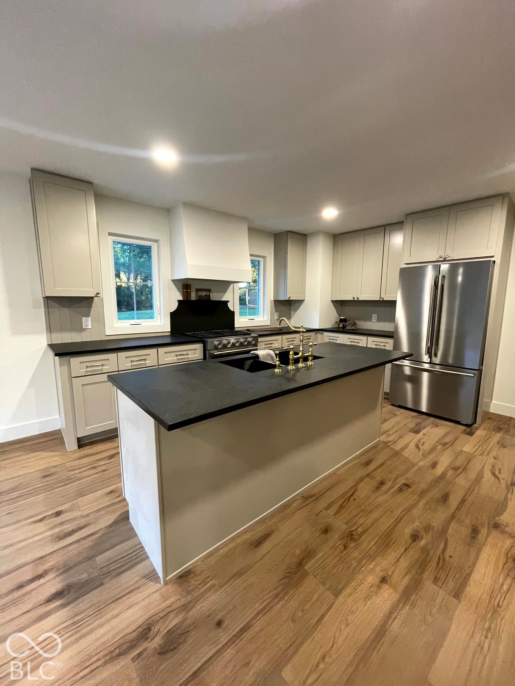 5941 S Poplar Grove Road, Columbus, IN 47201