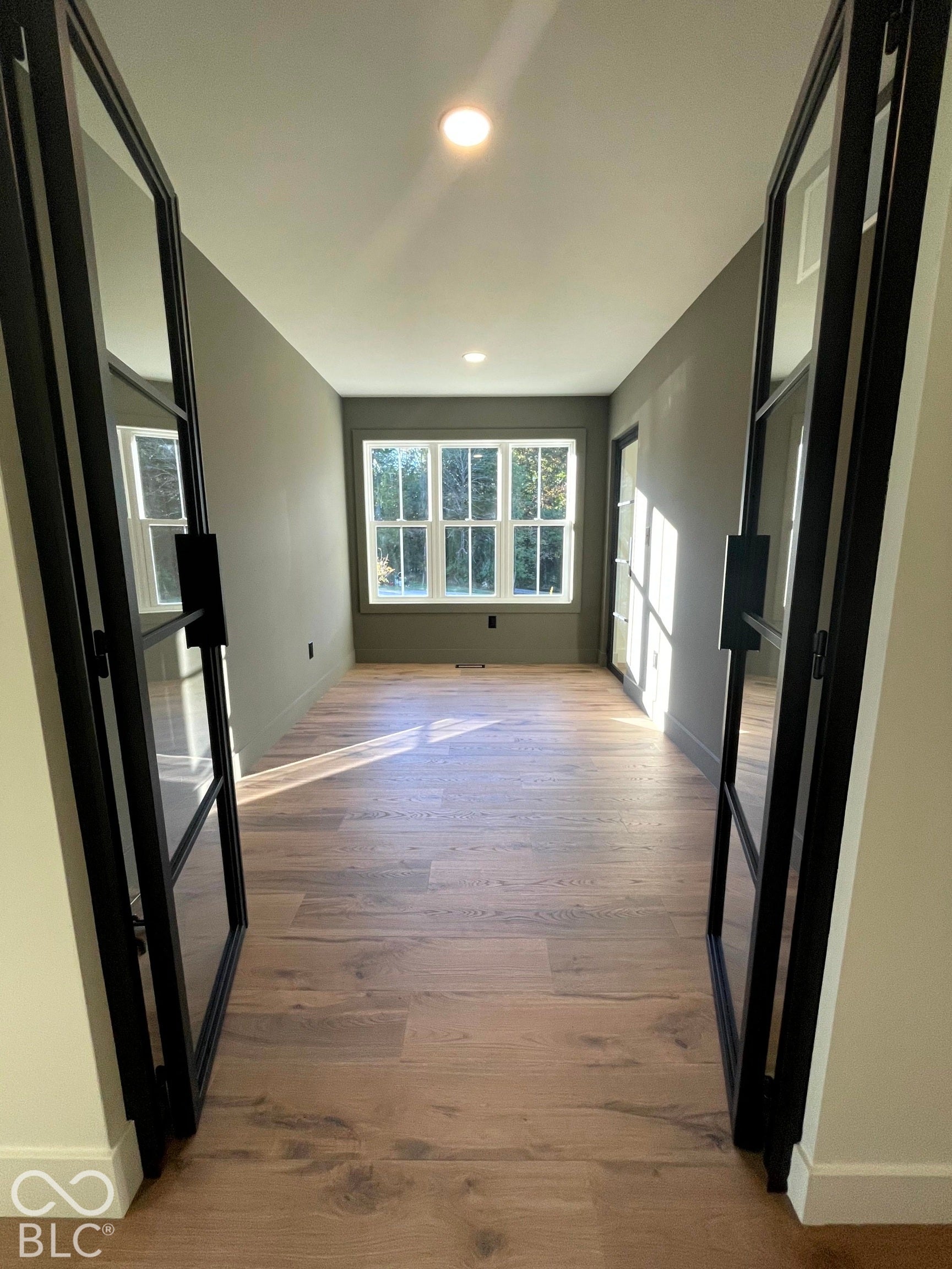 5941 S Poplar Grove Road, Columbus, IN 47201