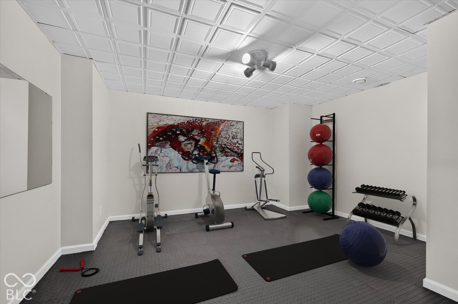 Virtually Altered - Recessed panel ceiling with an attached light fixture