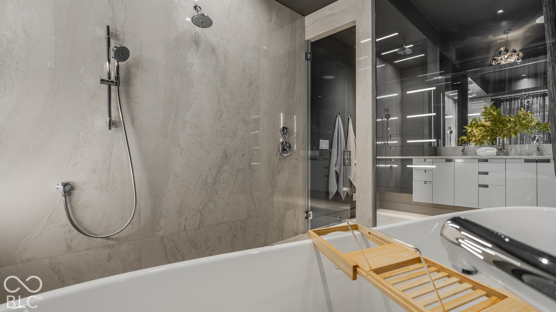 5150 Melbourne Place, Zionsville, IN 46077