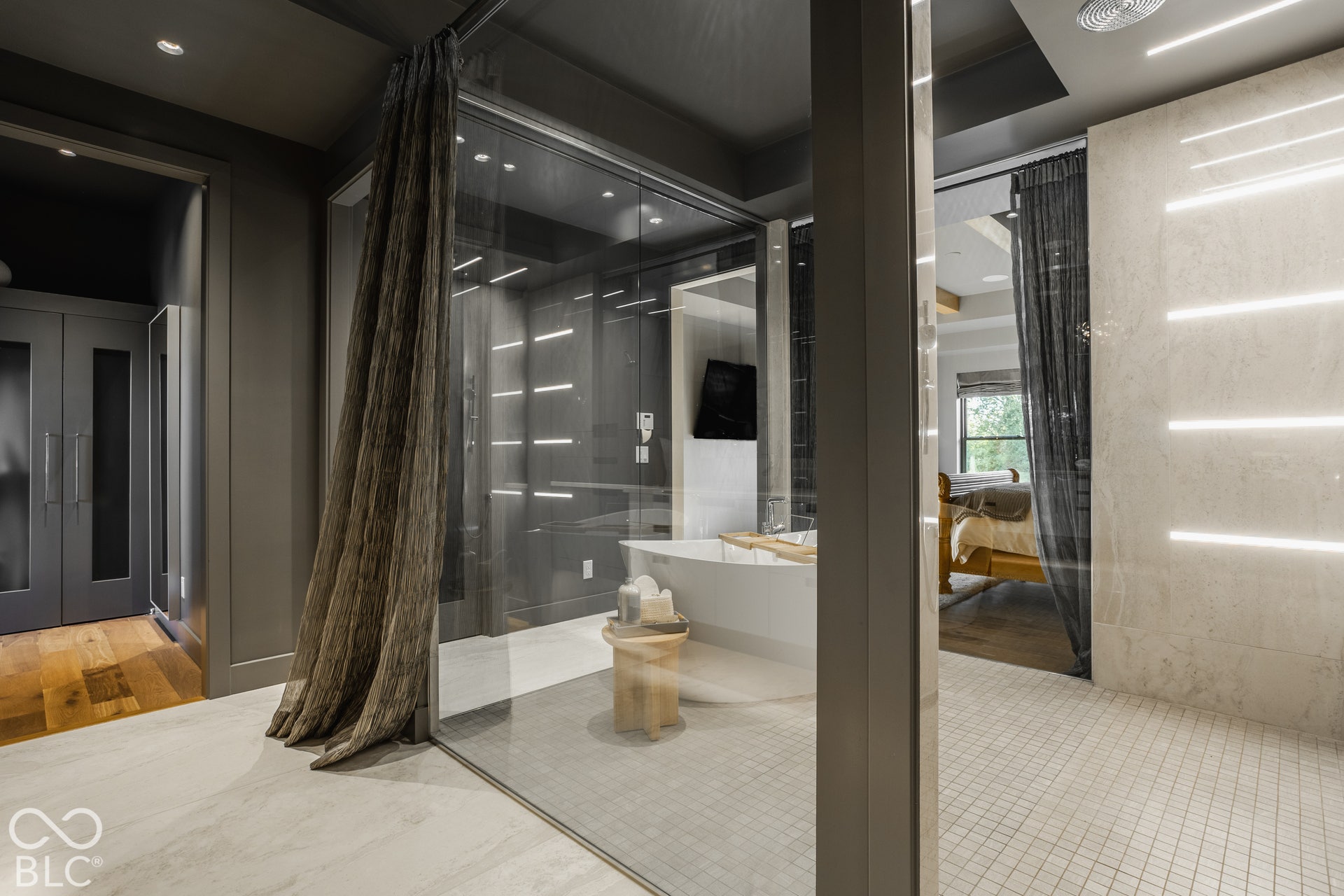 5150 Melbourne Place, Zionsville, IN 46077