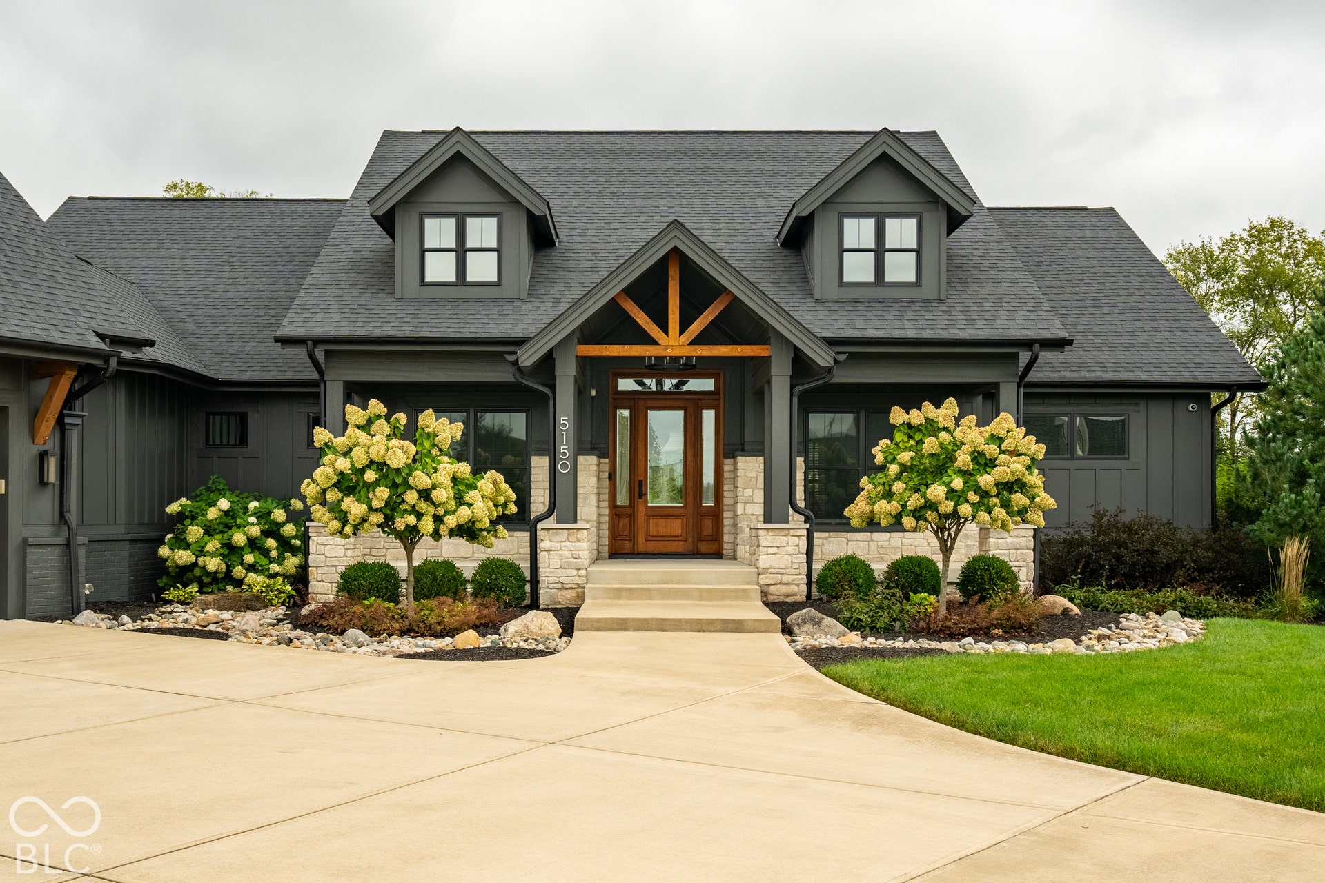 5150 Melbourne Place, Zionsville, IN 46077