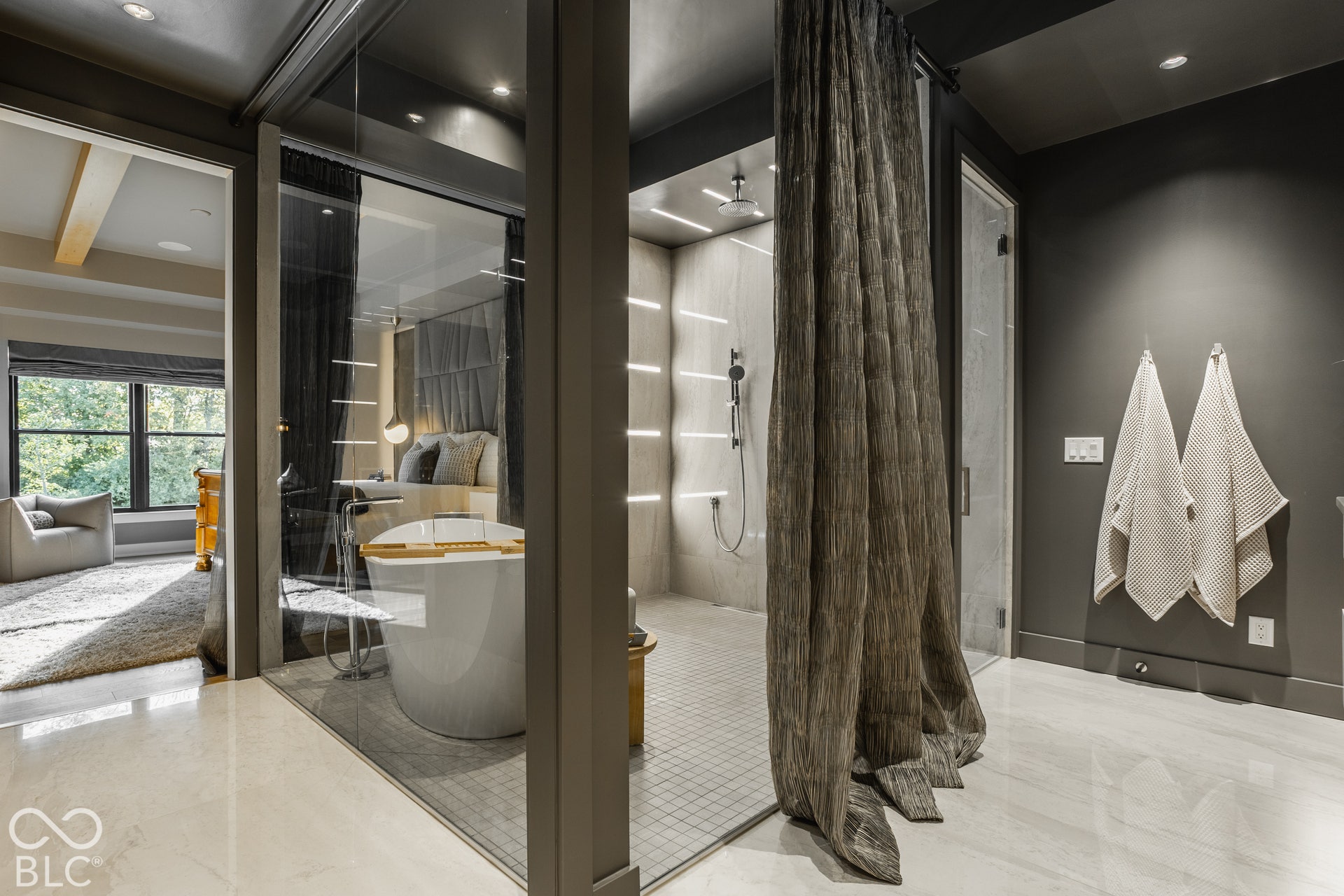5150 Melbourne Place, Zionsville, IN 46077