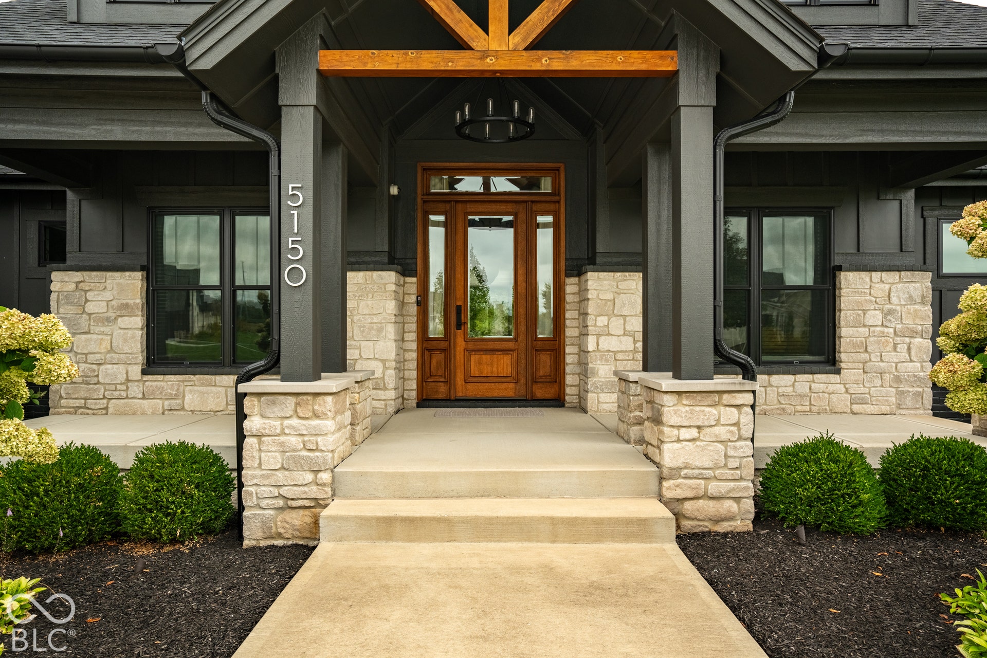 5150 Melbourne Place, Zionsville, IN 46077