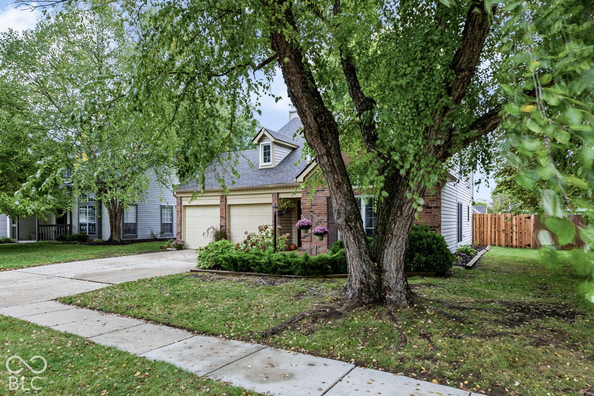11533 Jamestown West Drive, Fishers, IN 46038