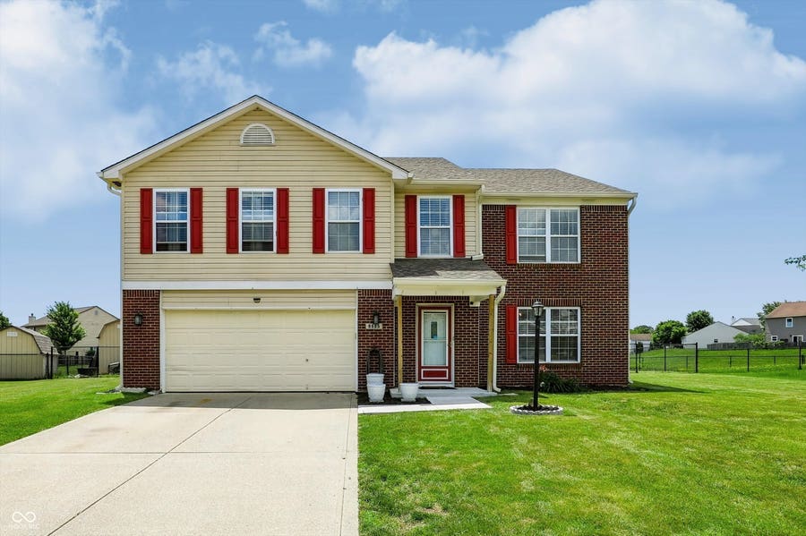 Property photo for 9625 Treyburn Lakes Drive, Indianapolis, IN