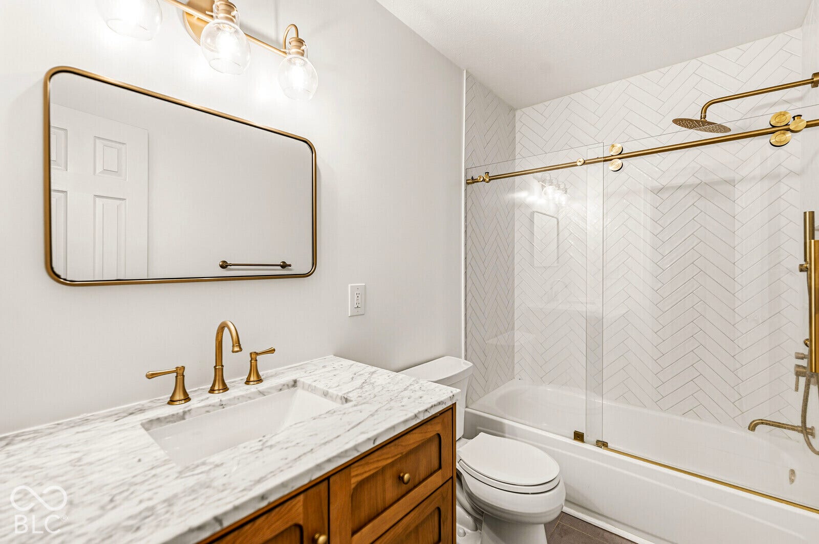 Updated Hall Bathroom