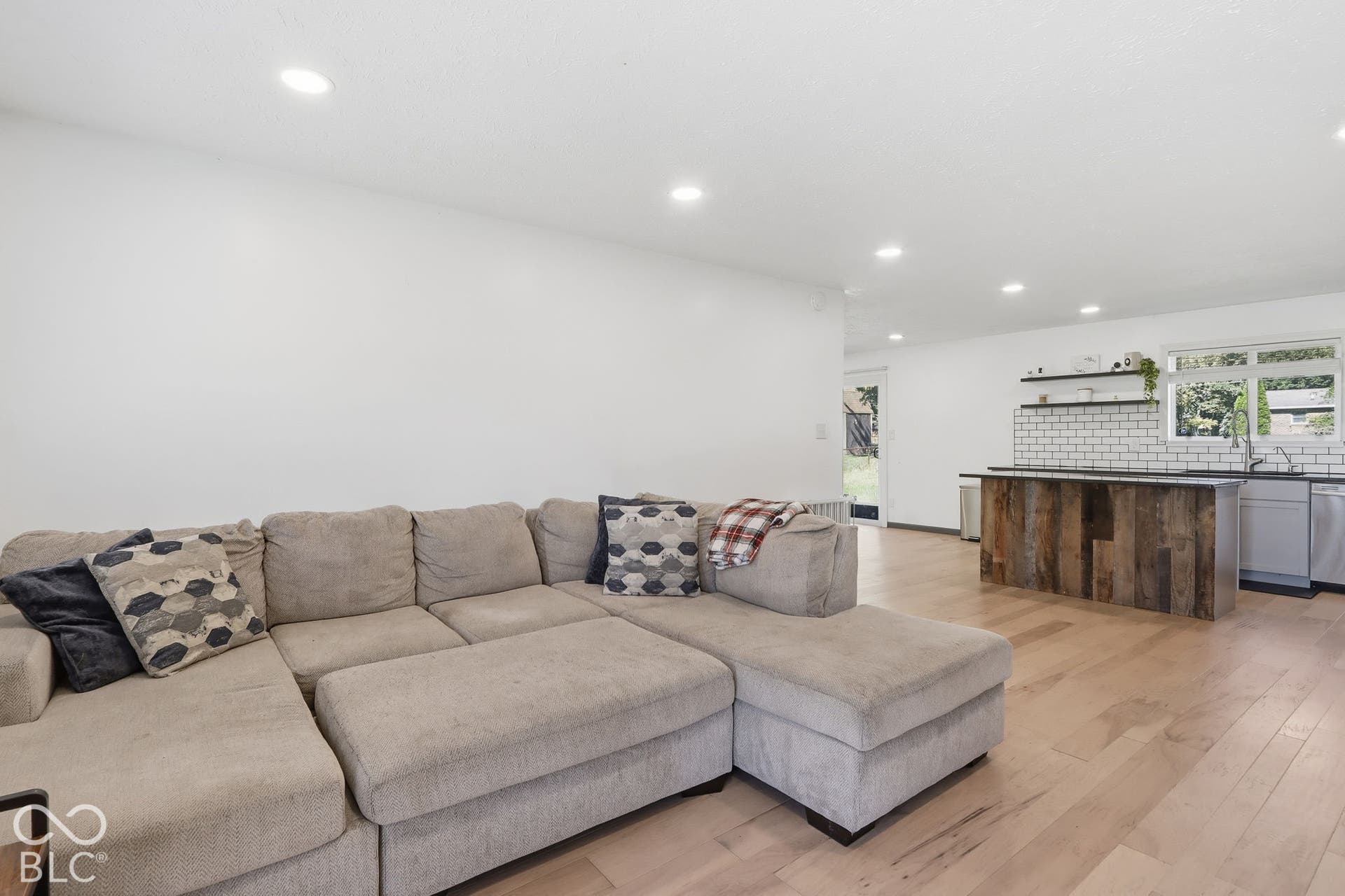 2814 W Walnut Drive, Greenfield, IN 46140