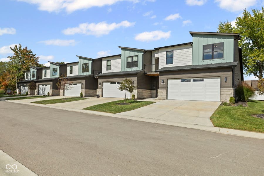 Property photo for 5892 Harbour Town Drive, Noblesville, IN