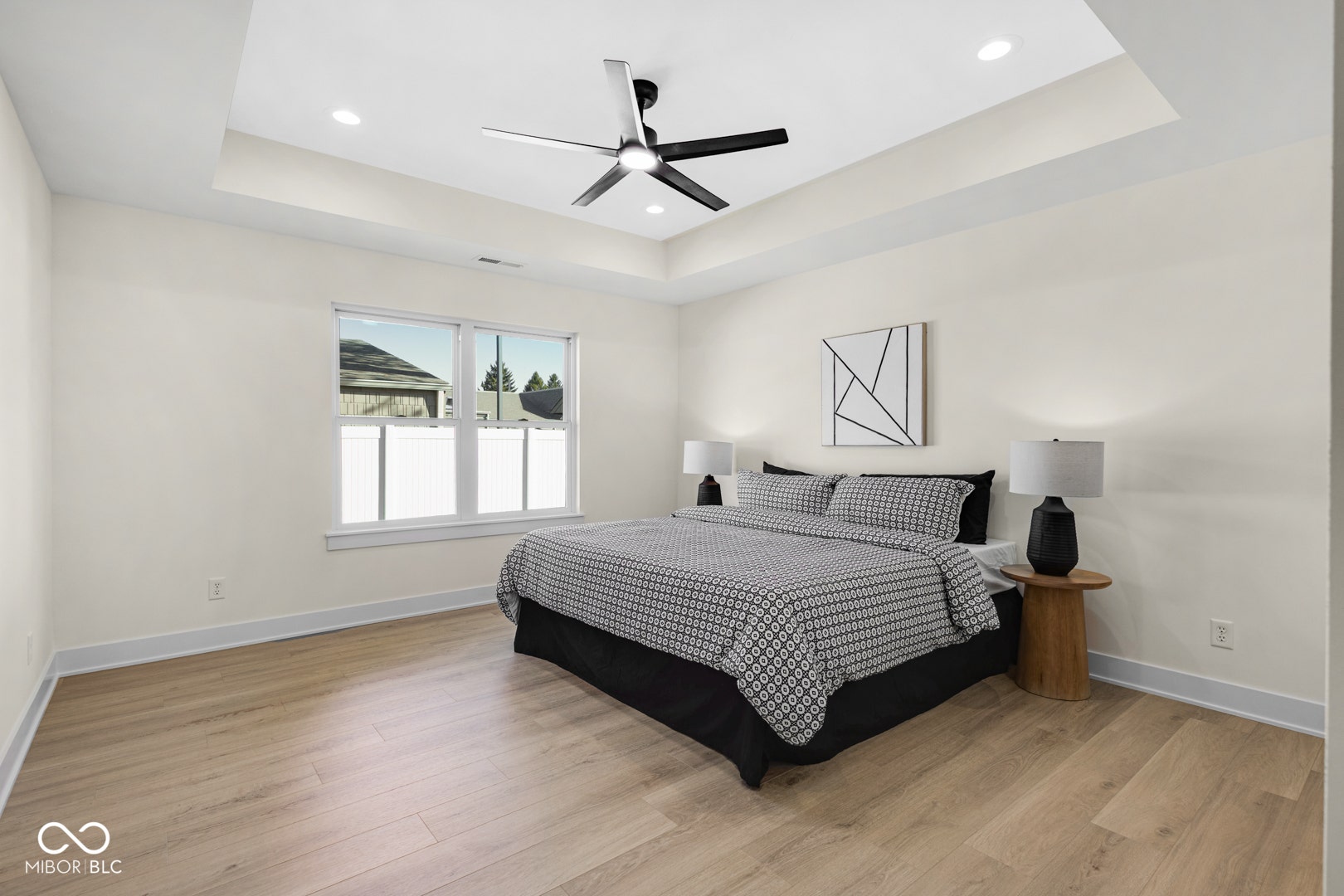 5892 Harbour Town Drive, Noblesville, IN 46062
