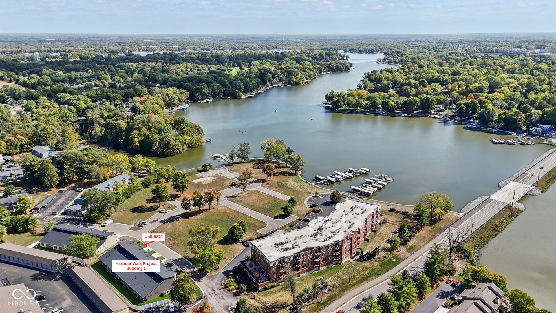 5892 Harbour Town Drive, Noblesville, IN 46062