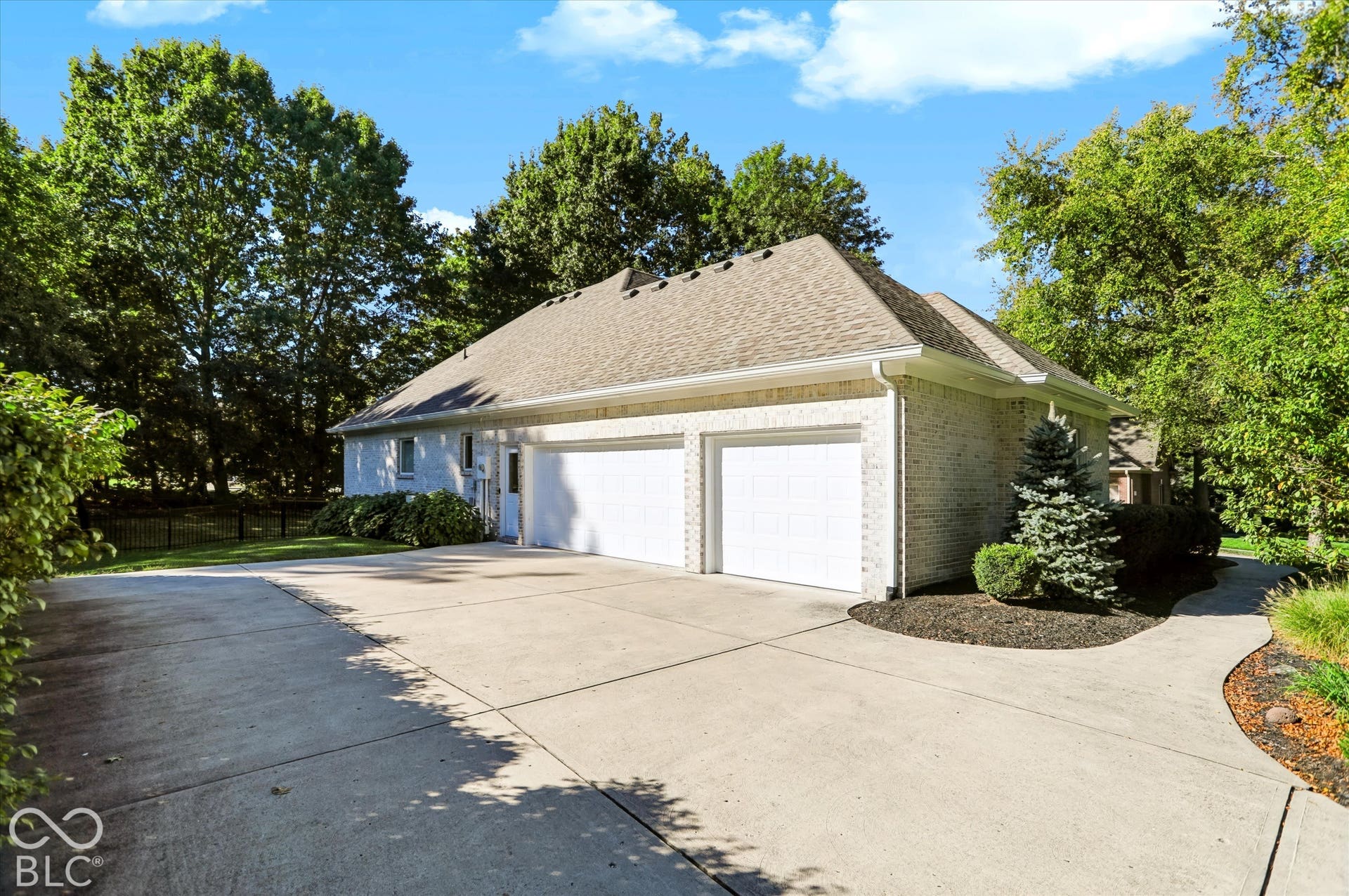 1055 Old Eagle Way, Greenwood, IN 46143