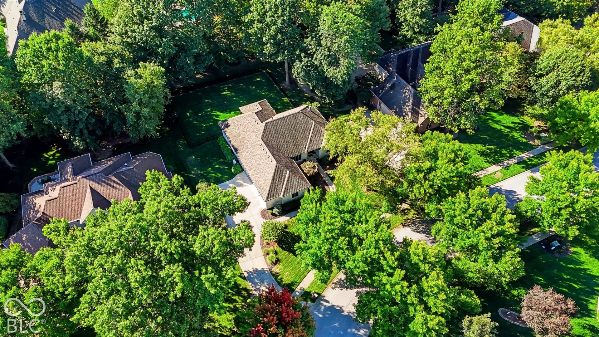1055 Old Eagle Way, Greenwood, IN 46143