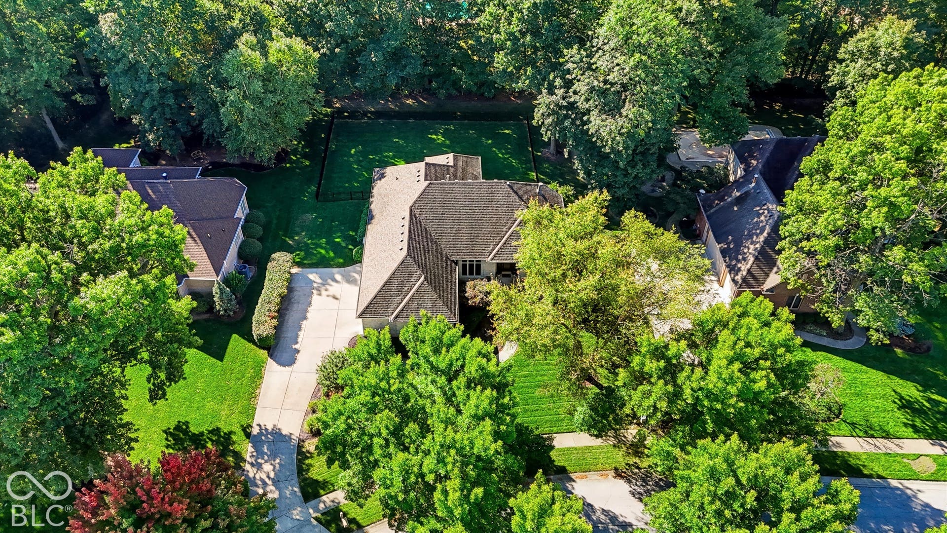 1055 Old Eagle Way, Greenwood, IN 46143