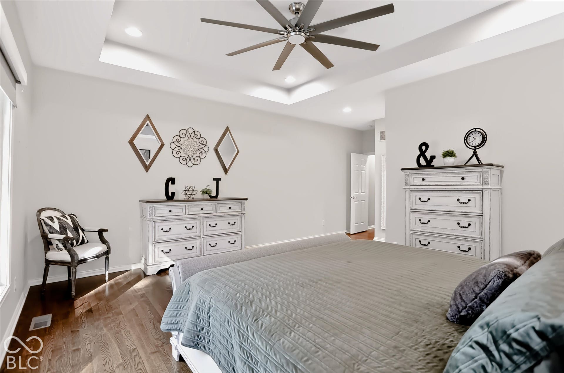 1055 Old Eagle Way, Greenwood, IN 46143