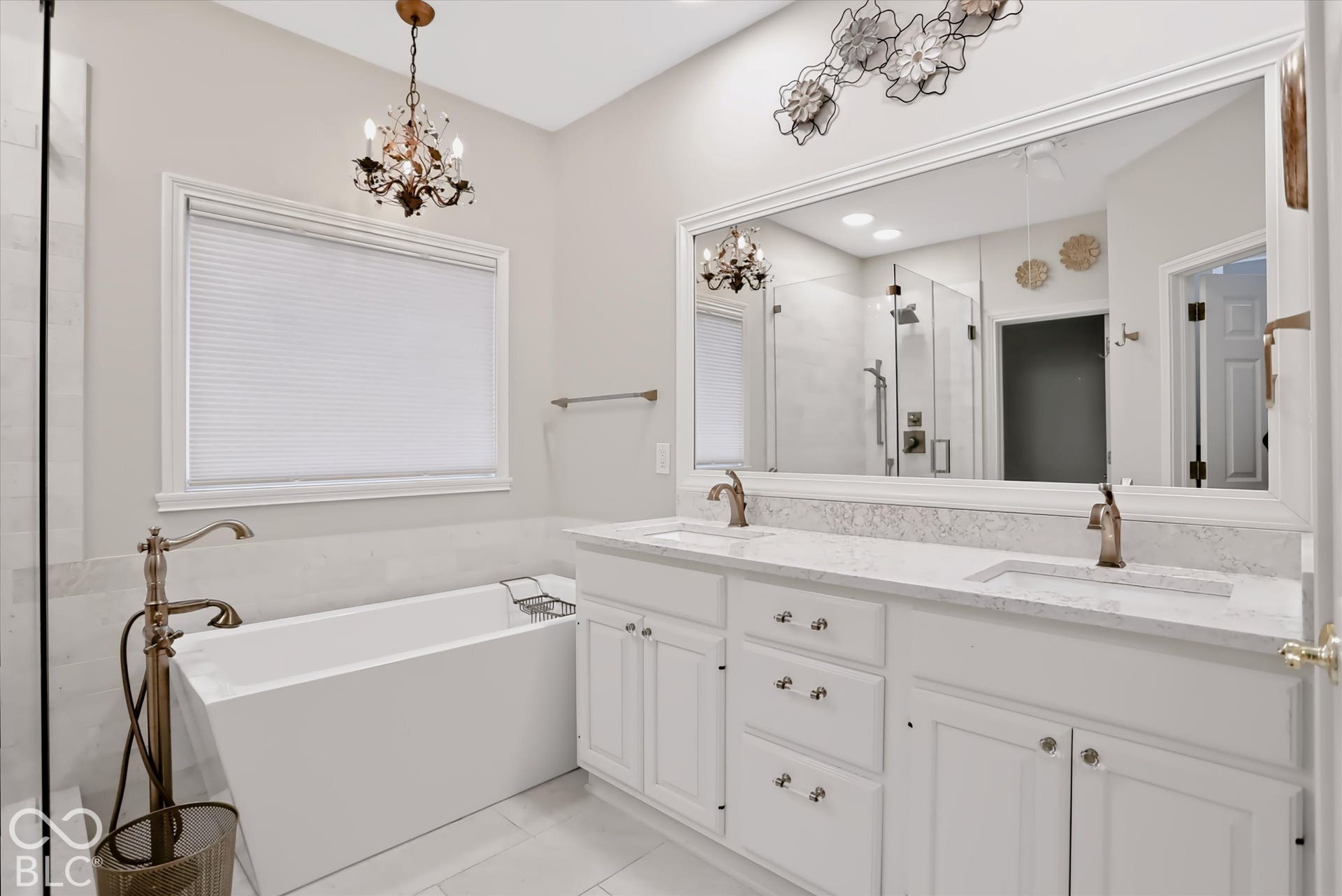 1055 Old Eagle Way, Greenwood, IN 46143