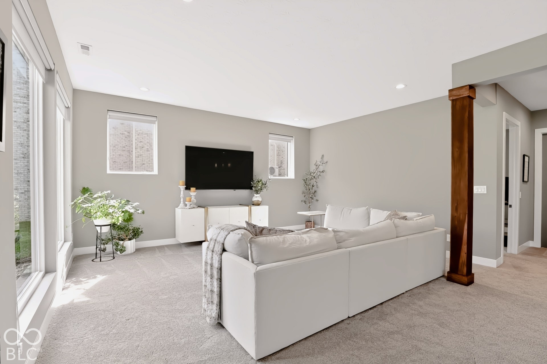 3685 Olde Well Run, Zionsville, IN 46077