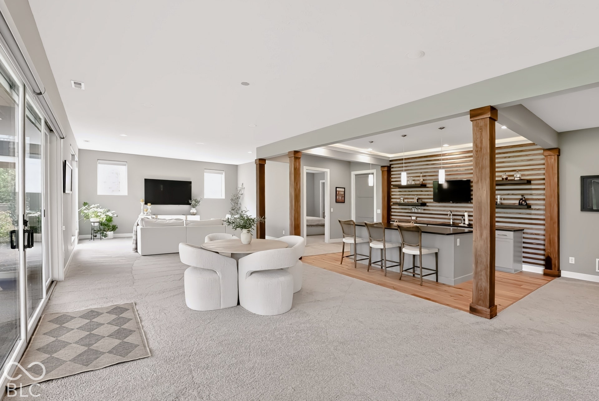 3685 Olde Well Run, Zionsville, IN 46077