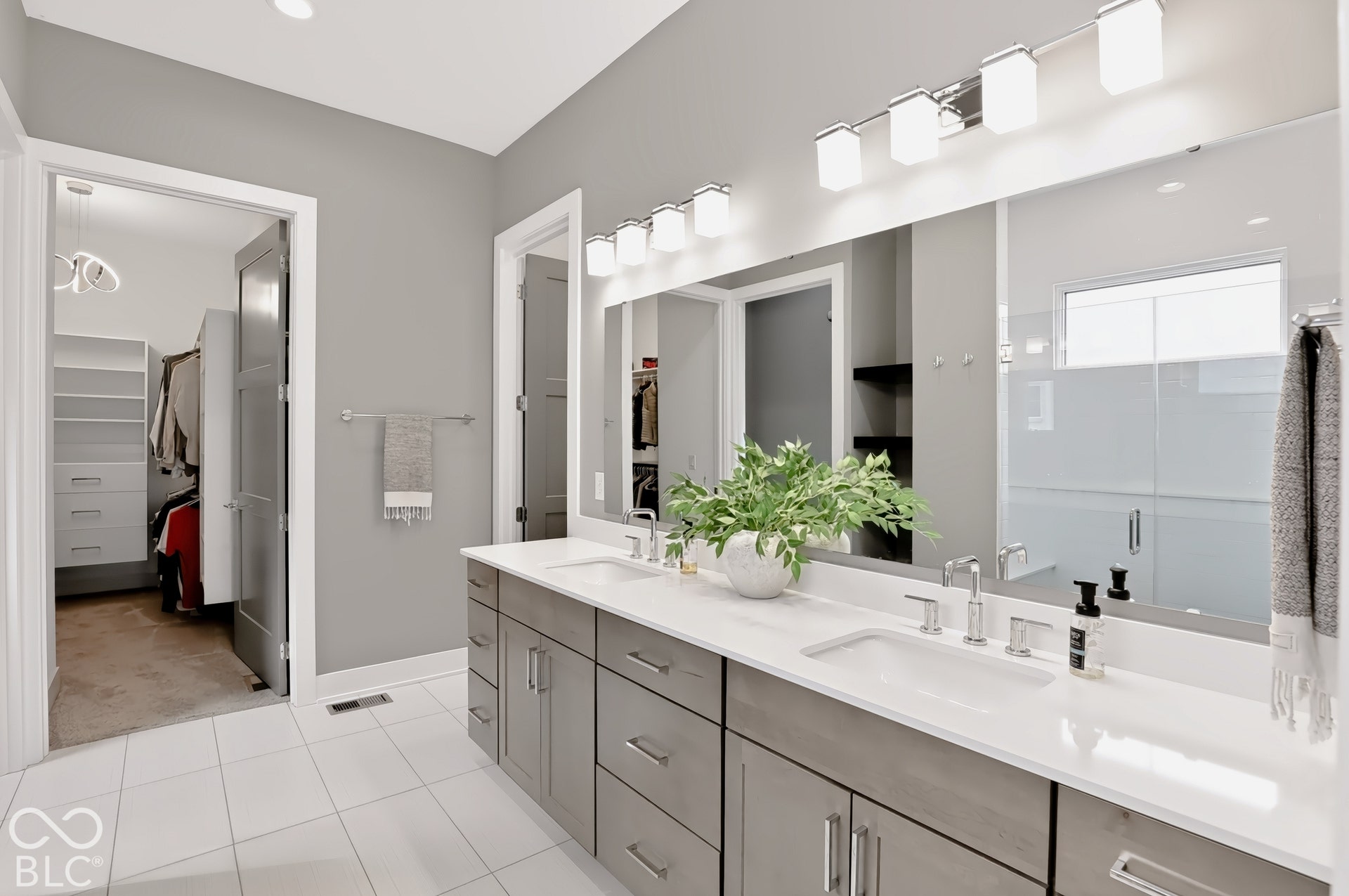 3685 Olde Well Run, Zionsville, IN 46077