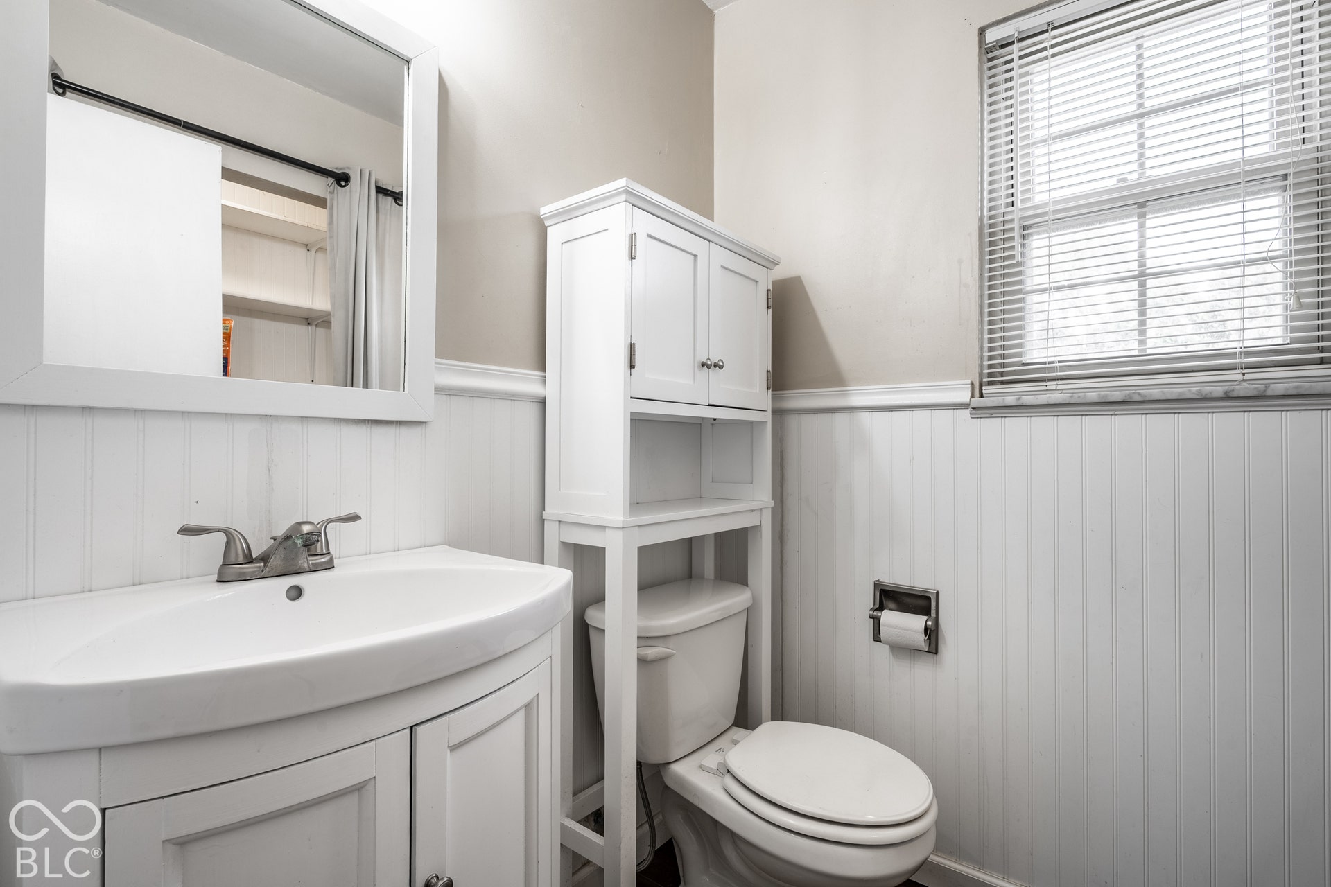 72 Parkview Road, Carmel, IN 46032