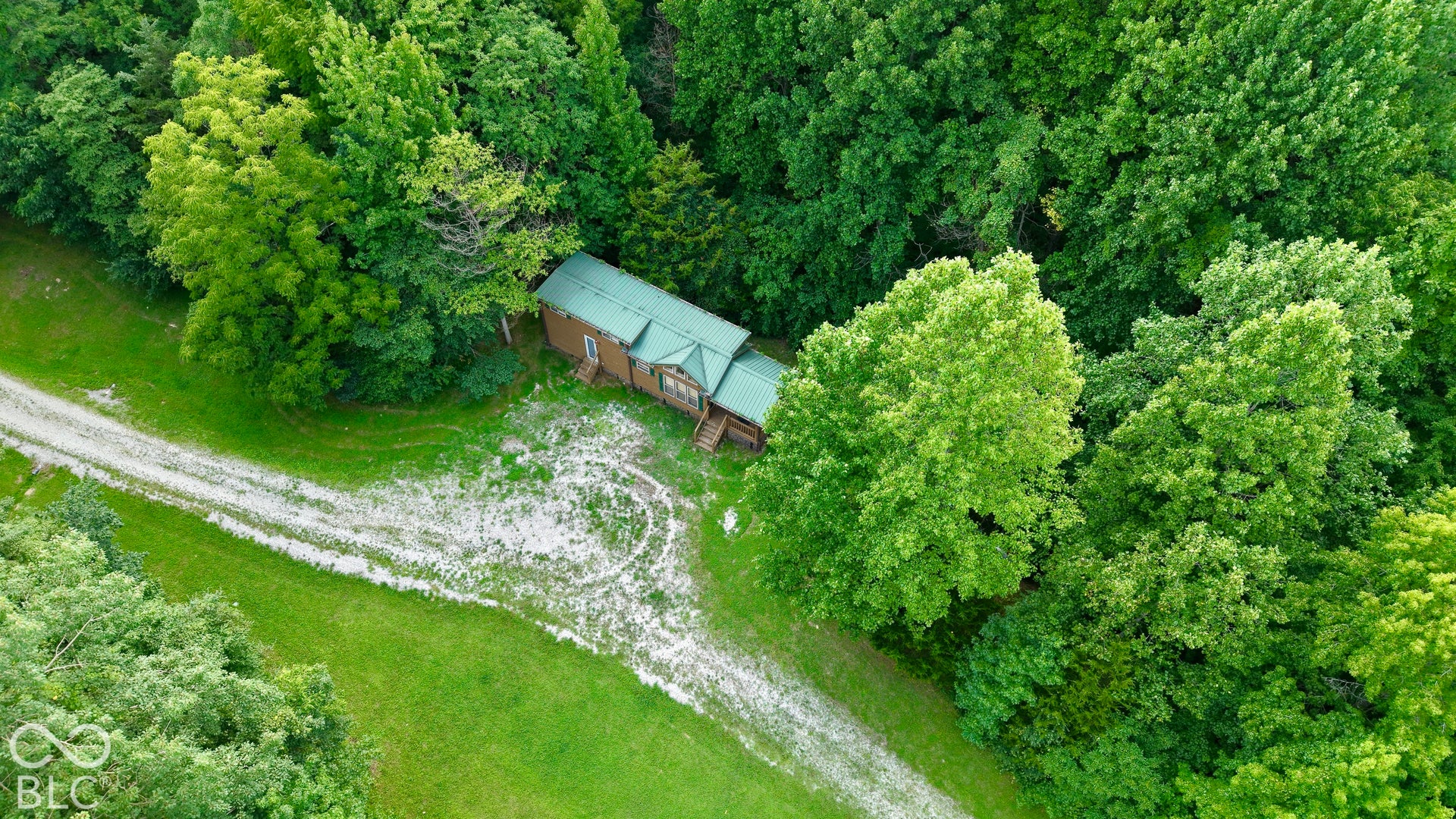 One bedroom cozy retreat cabin